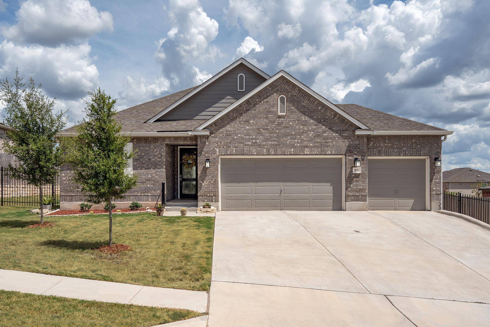 7011 Harvest Trail DR, Austin, TX 78736