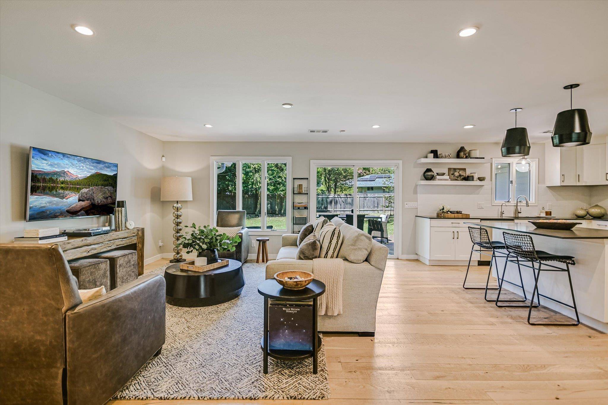 6604 Argentia RD, Austin, TX 78757