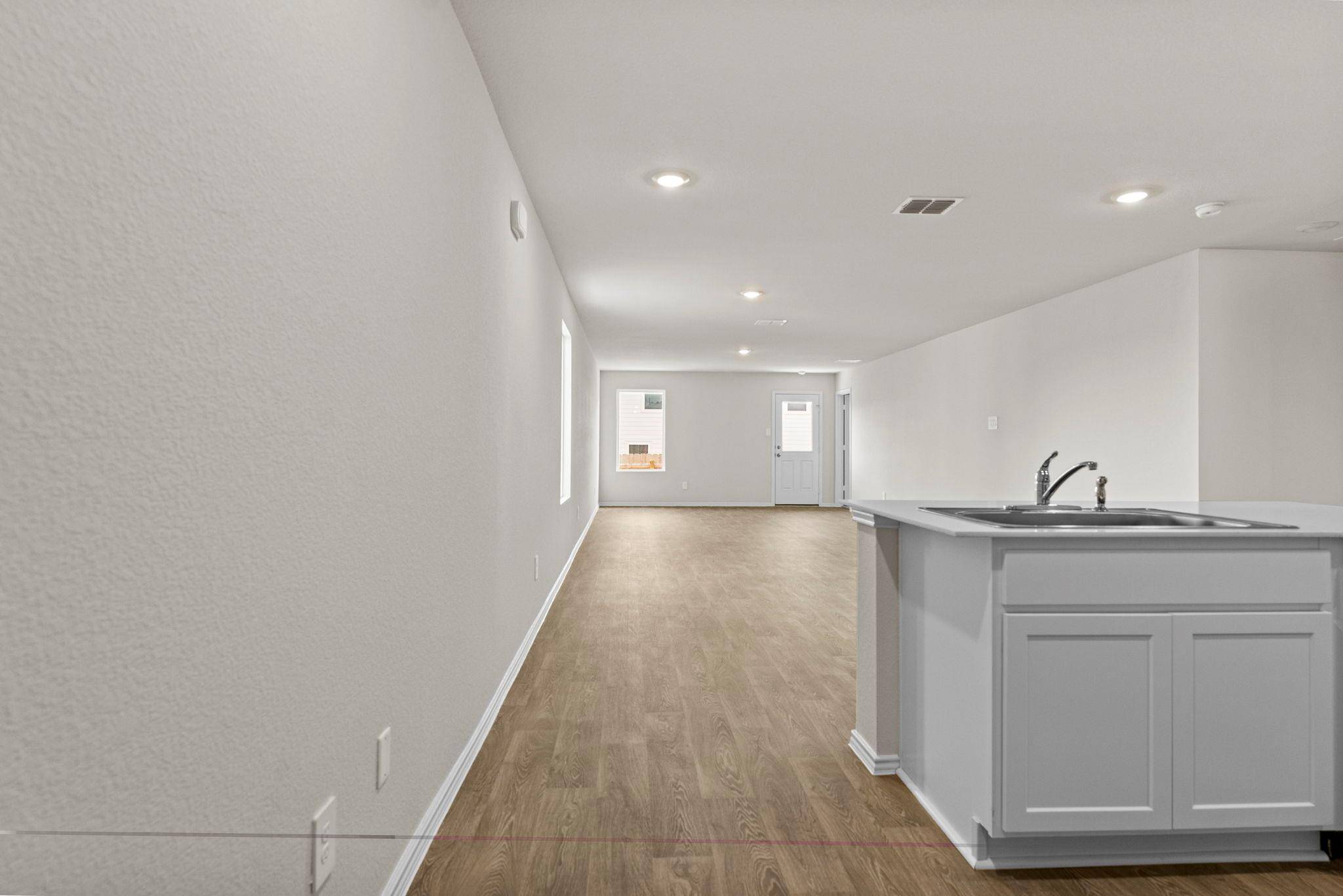 212 Surrey Oaks, Maxwell, TX 78656