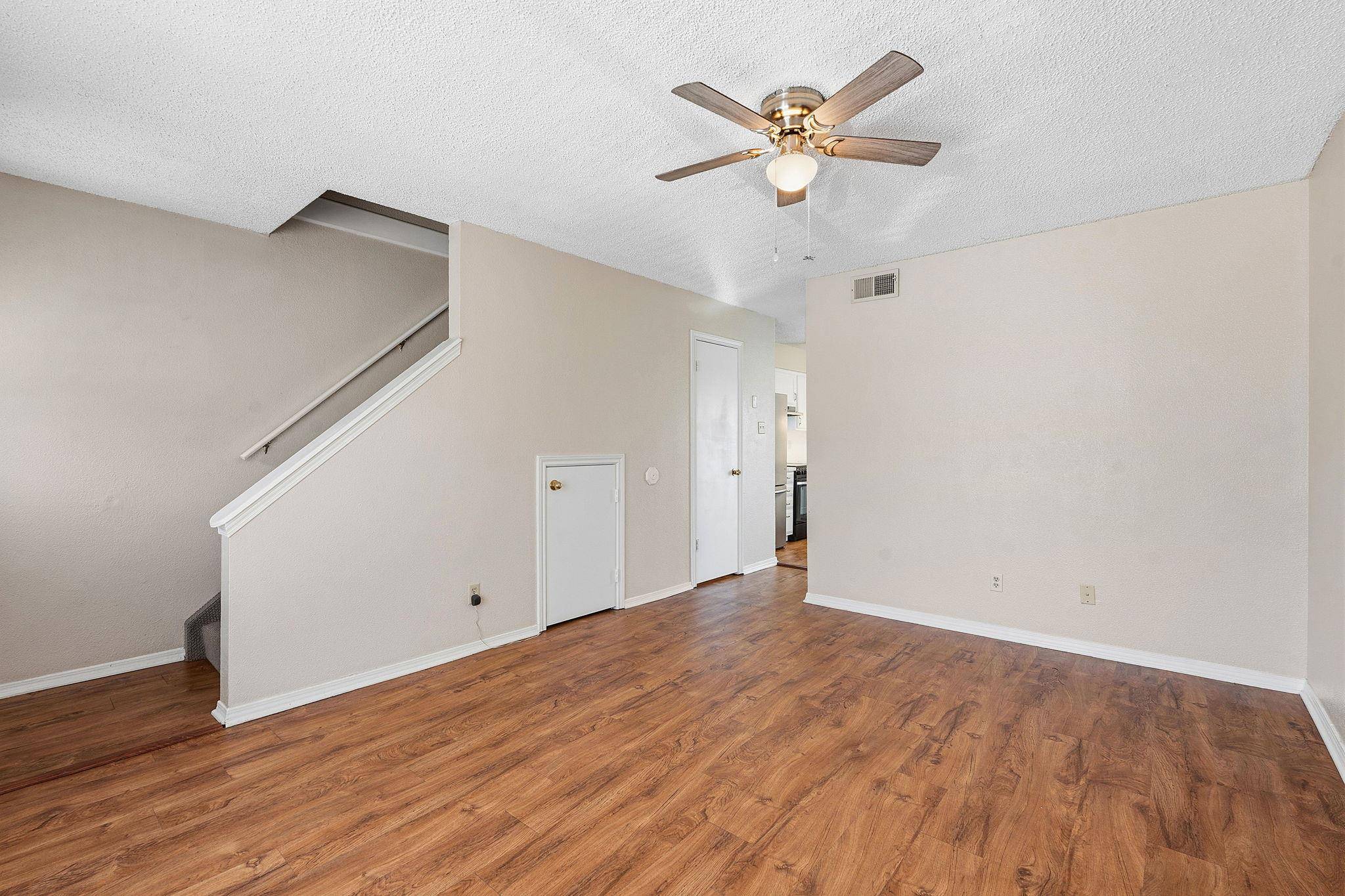 3009 Whisper Oaks LN #C, Georgetown, TX 78628