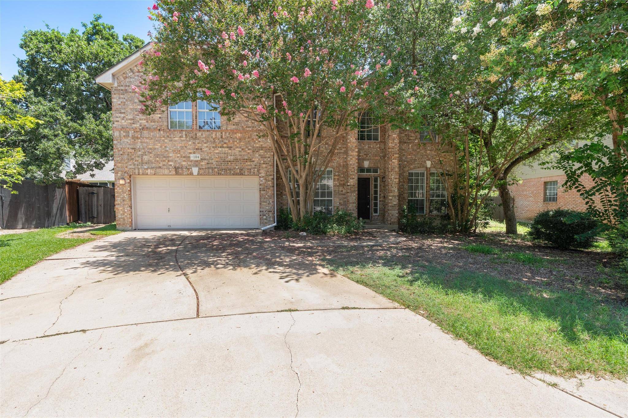 104 Whitechapel CT, Cedar Park, TX 78613