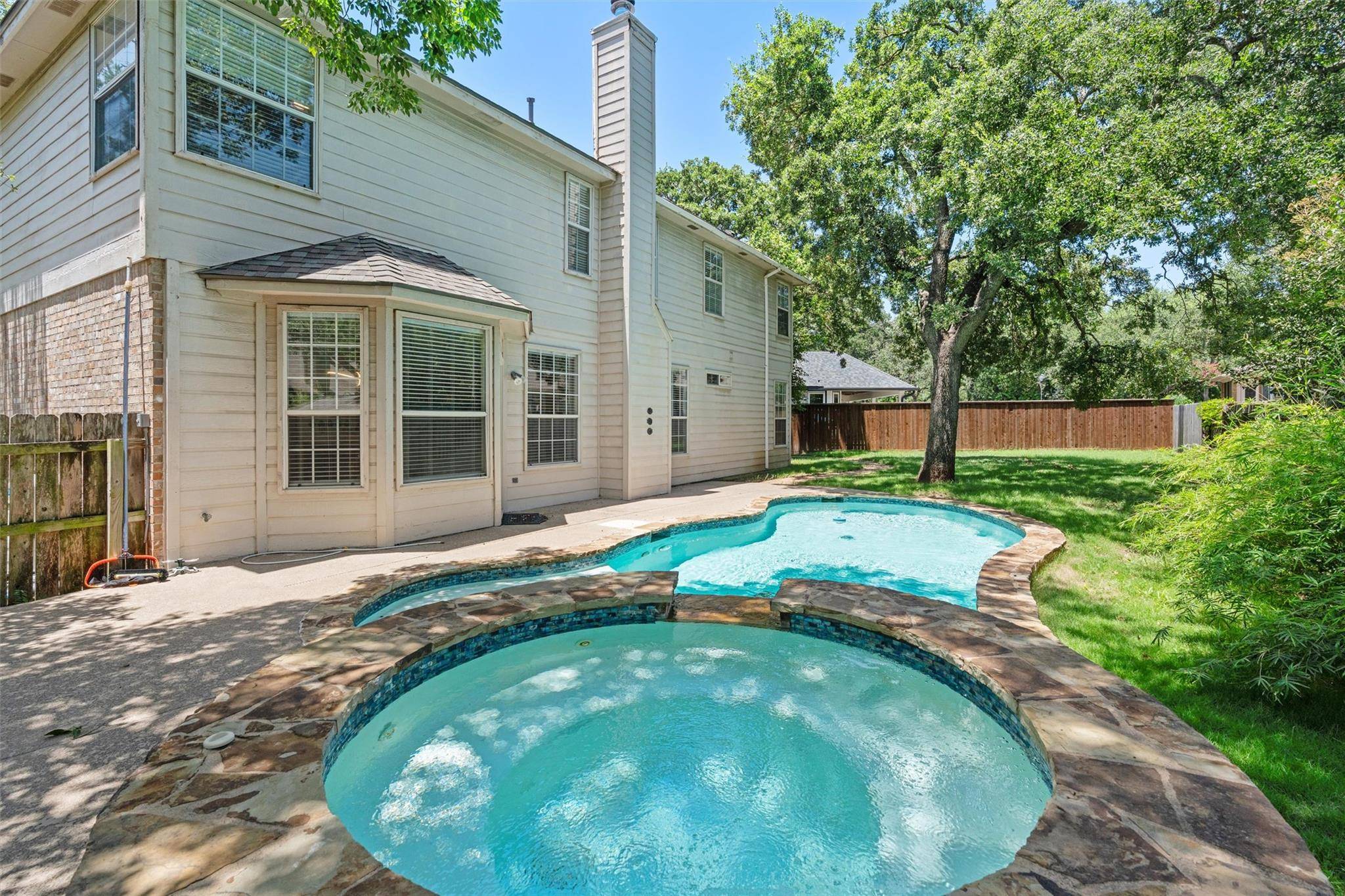 104 Whitechapel CT, Cedar Park, TX 78613