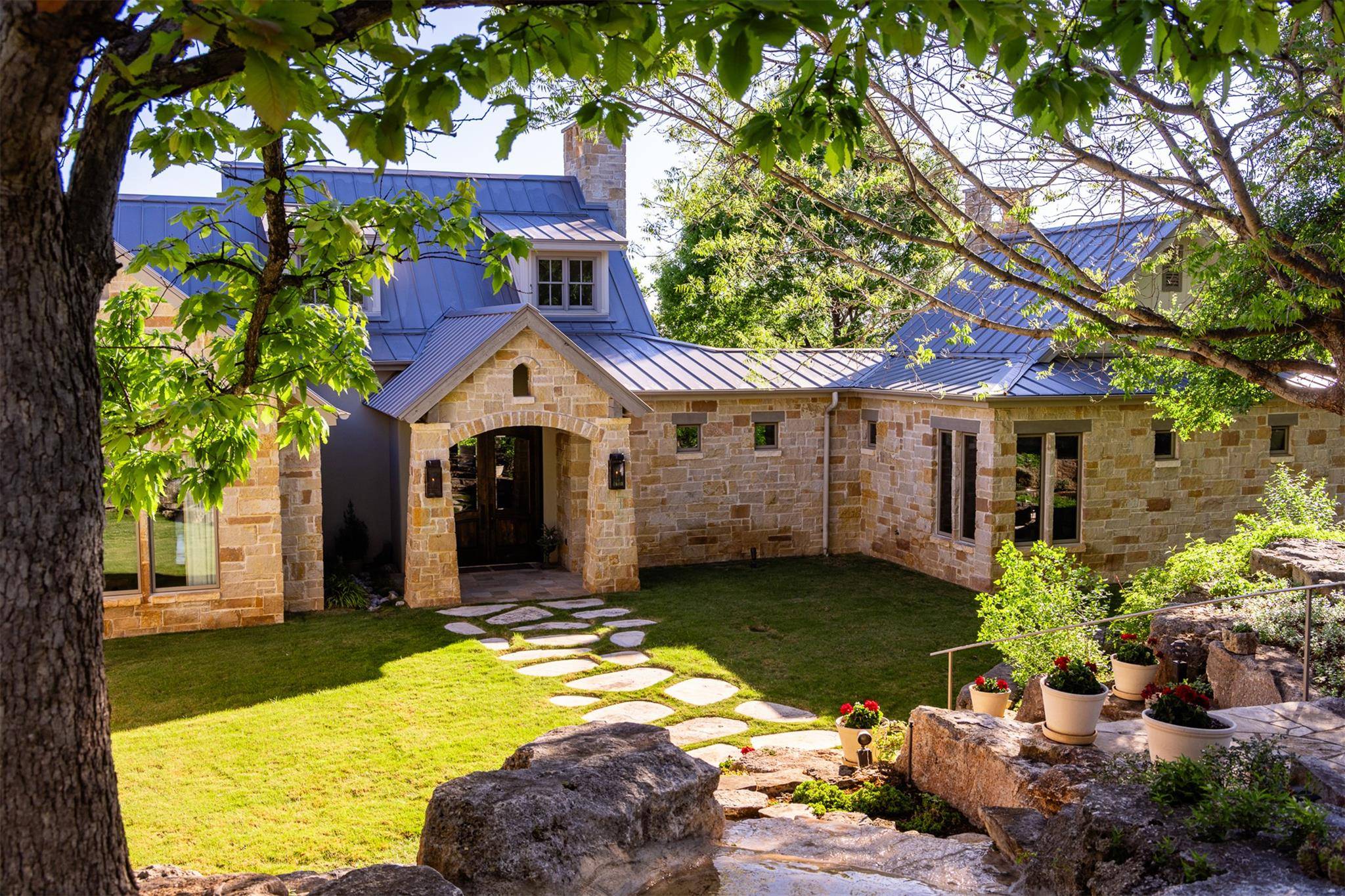 276 Hermosa RD SW, Hunt, TX 78024