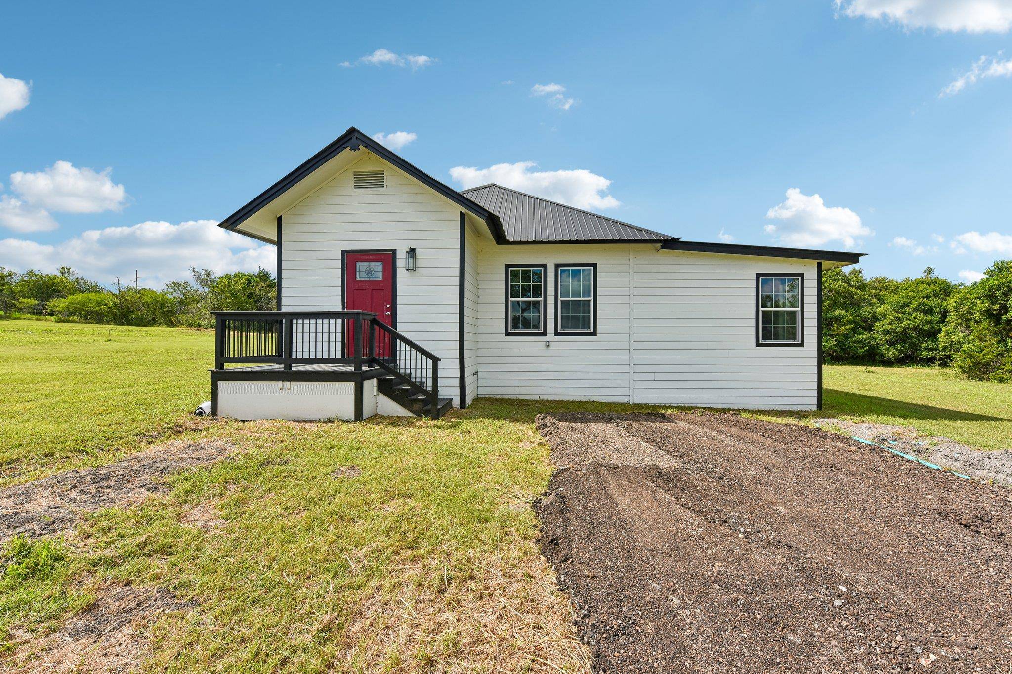 507 W 1st ST, Flatonia, TX 78941