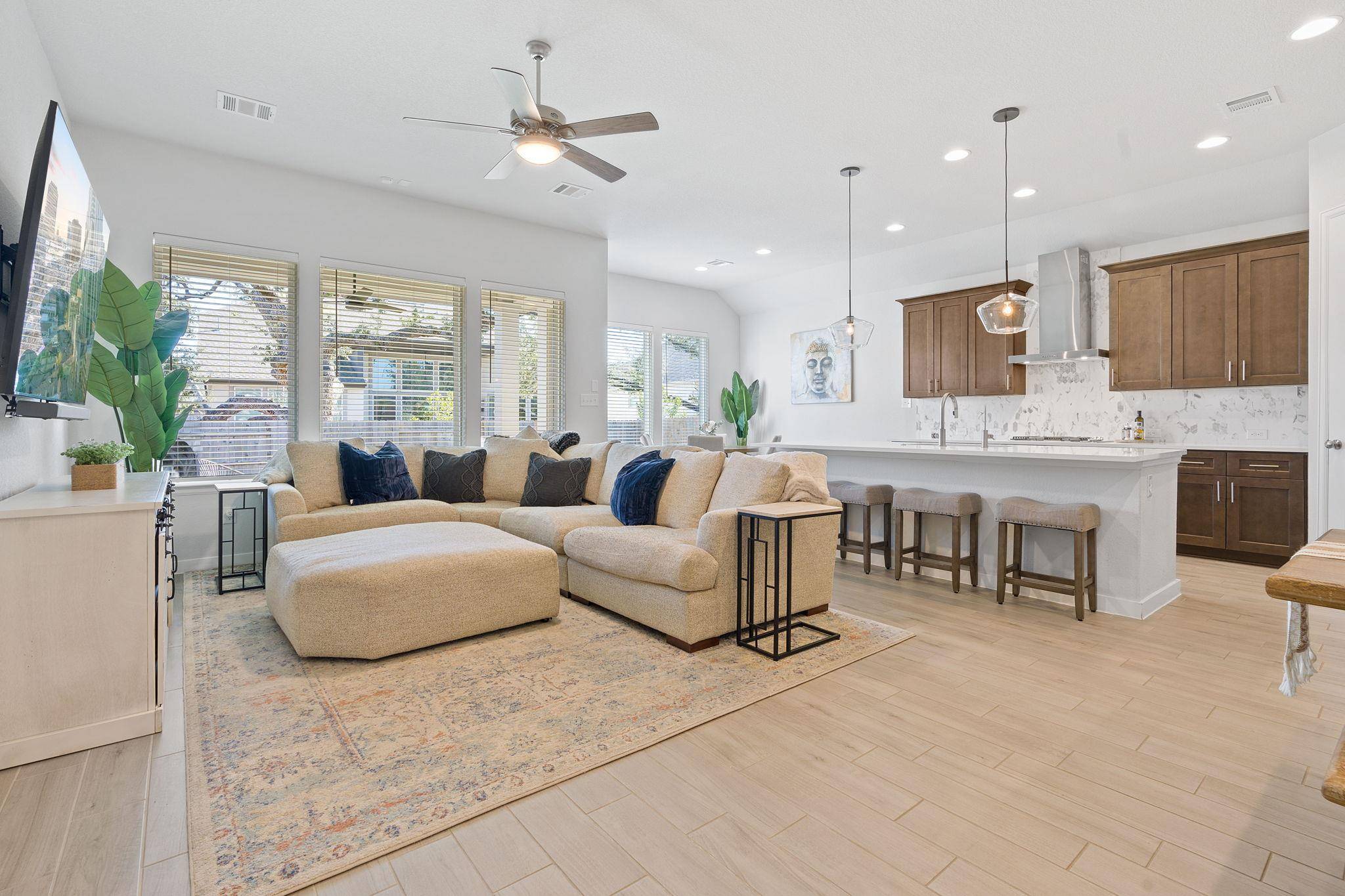 857 Whitetail DR, Round Rock, TX 78681
