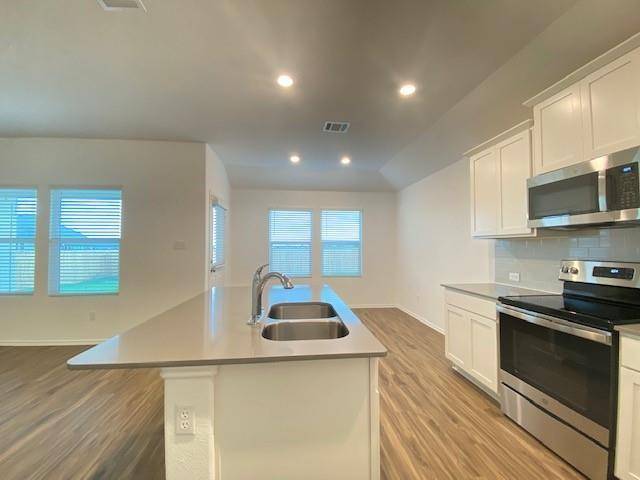 426 Bluejack WAY, Hutto, TX 78634