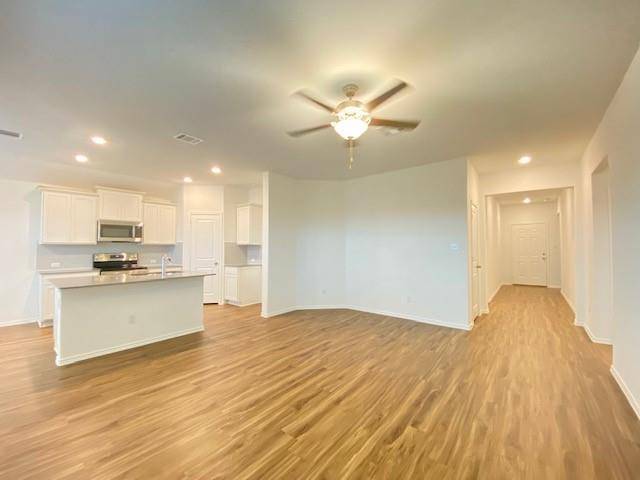 426 Bluejack WAY, Hutto, TX 78634