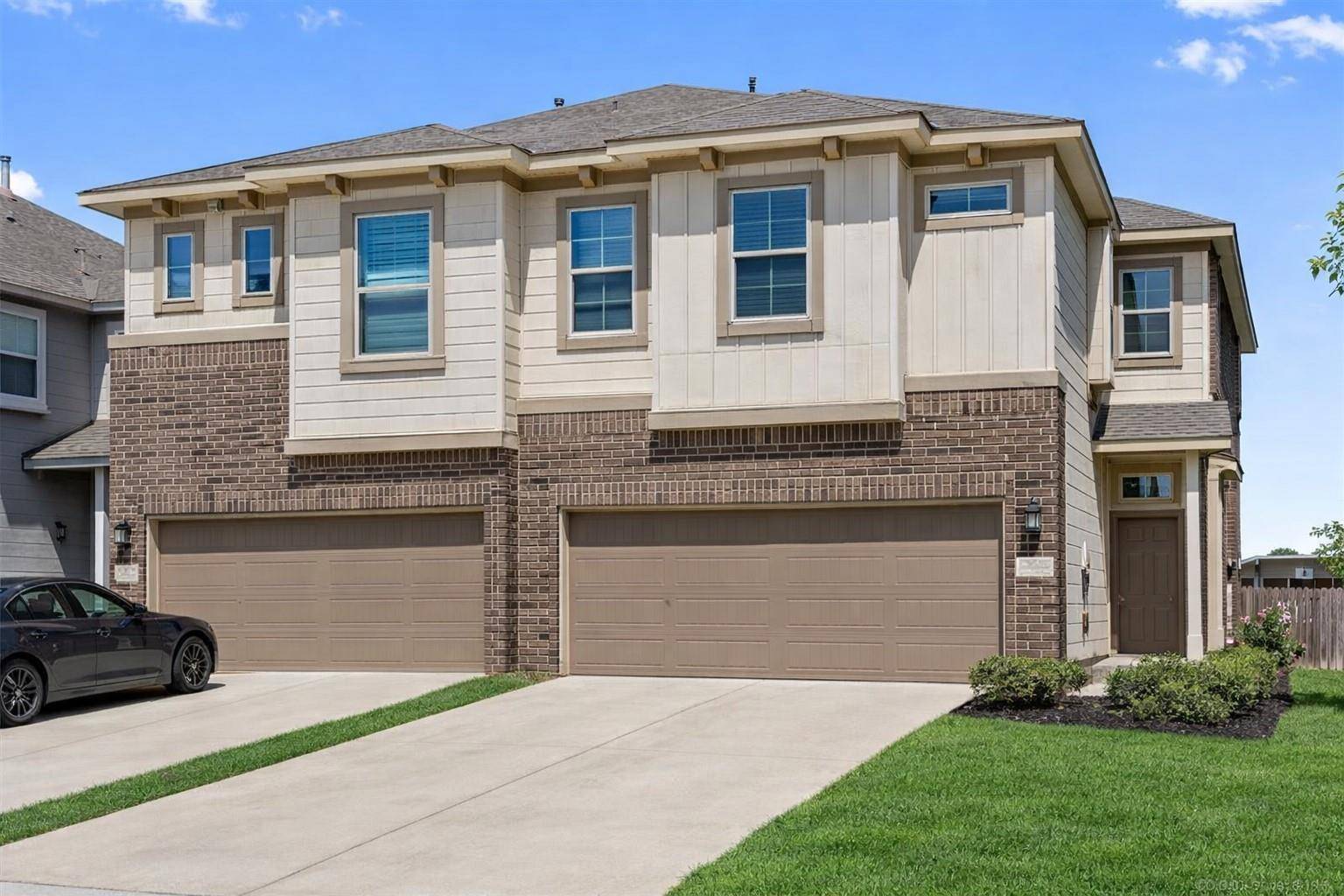 2202 Dillon Pond LN #B, Pflugerville, TX 78660