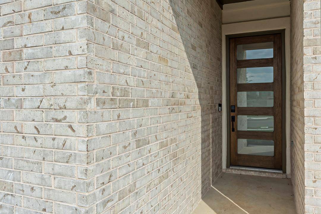 616 Leeland Drive, Liberty Hill, TX 78642