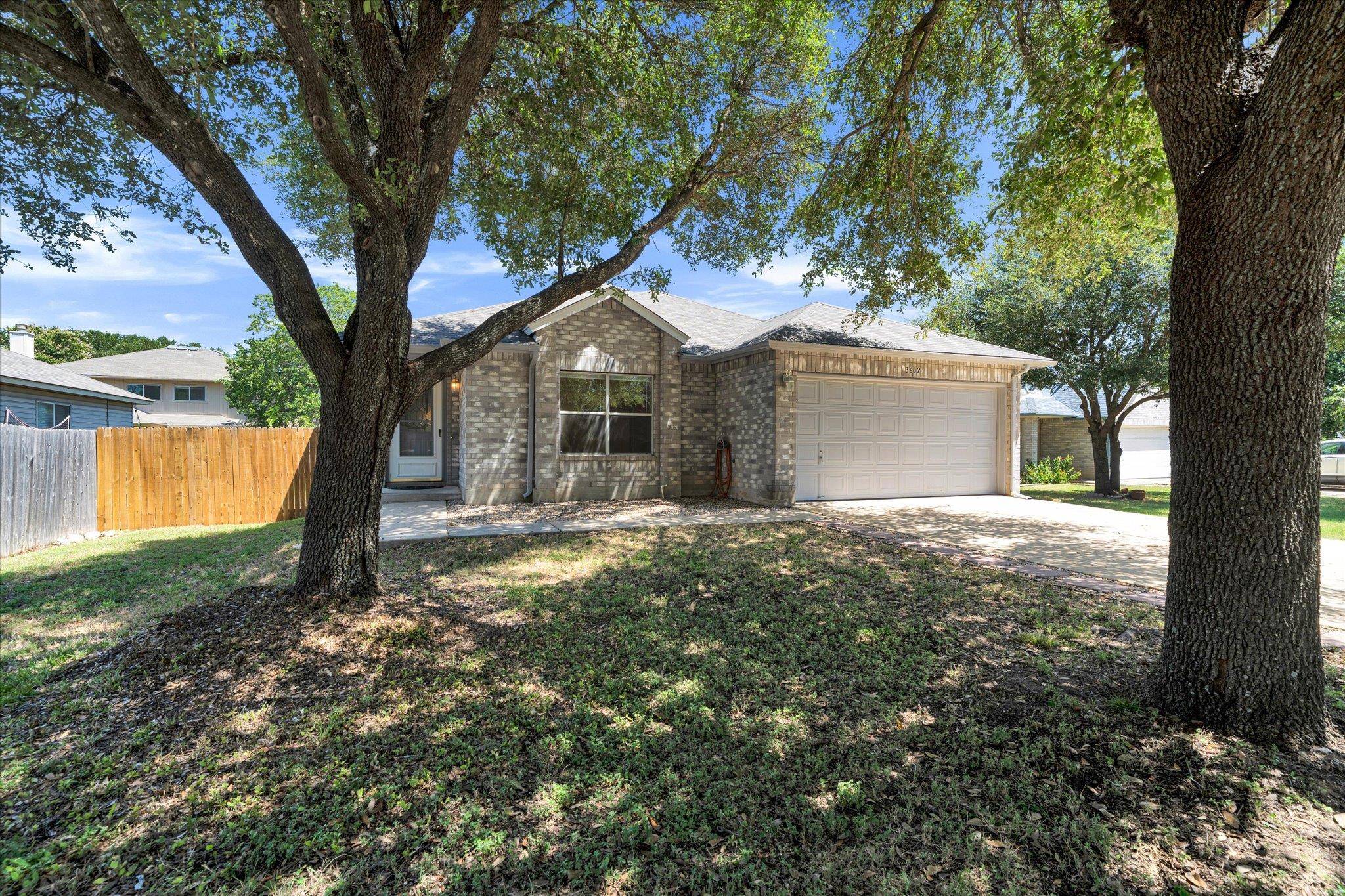 3602 Meadow Park DR, Round Rock, TX 78665