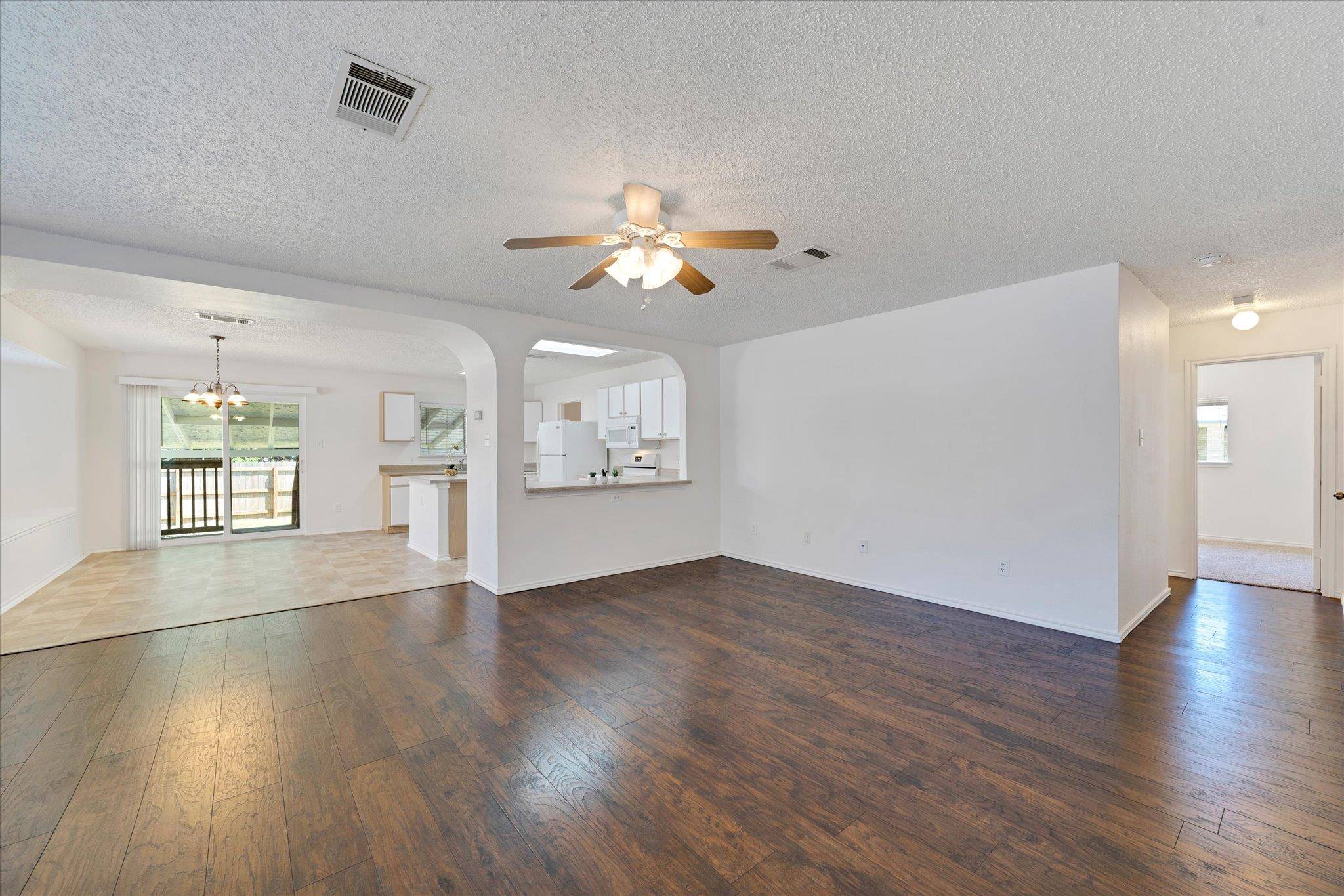 3602 Meadow Park DR, Round Rock, TX 78665