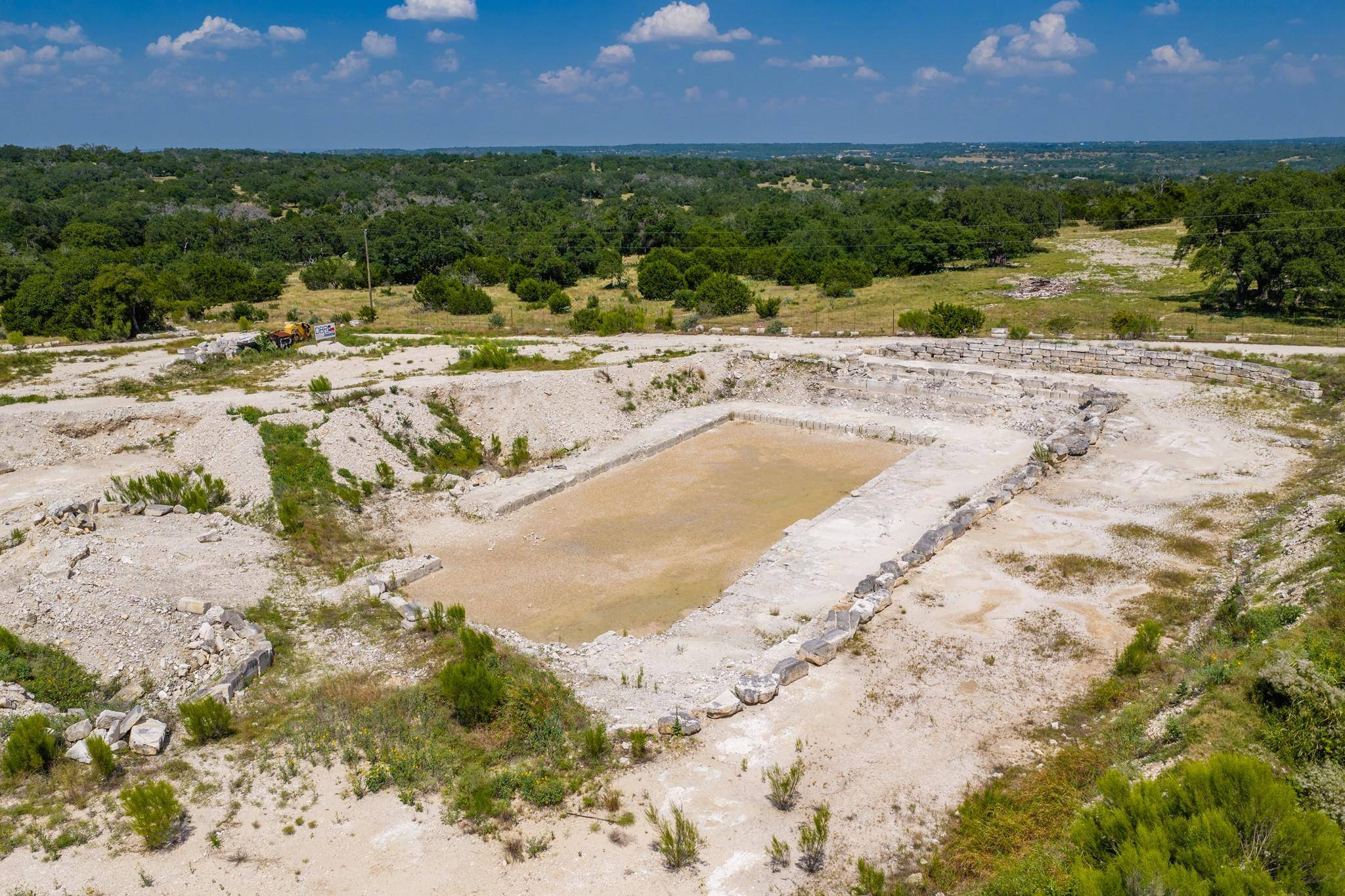 908 Bodo LN, Fredericksburg, TX 78624