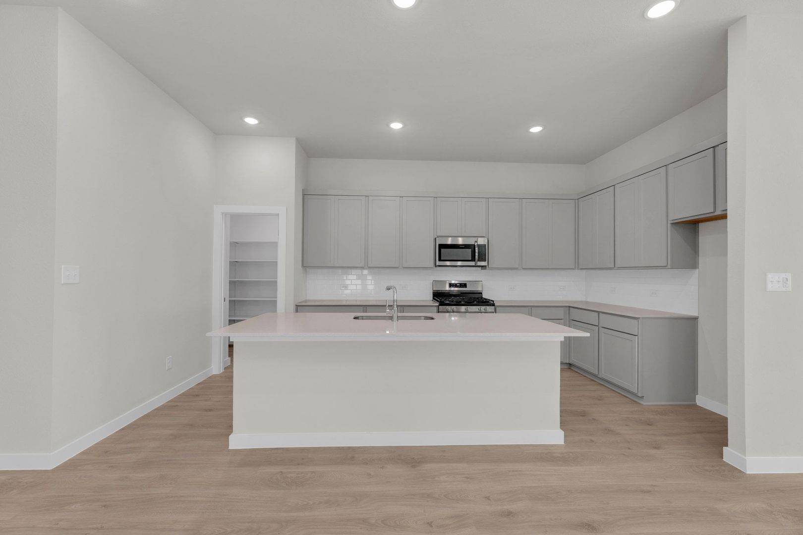 106 Melrose ST, Hutto, TX 78634