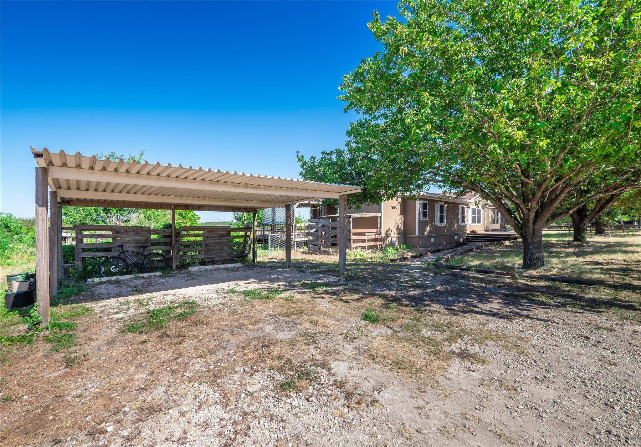 10512 Hibbs LN, Manor, TX 78653