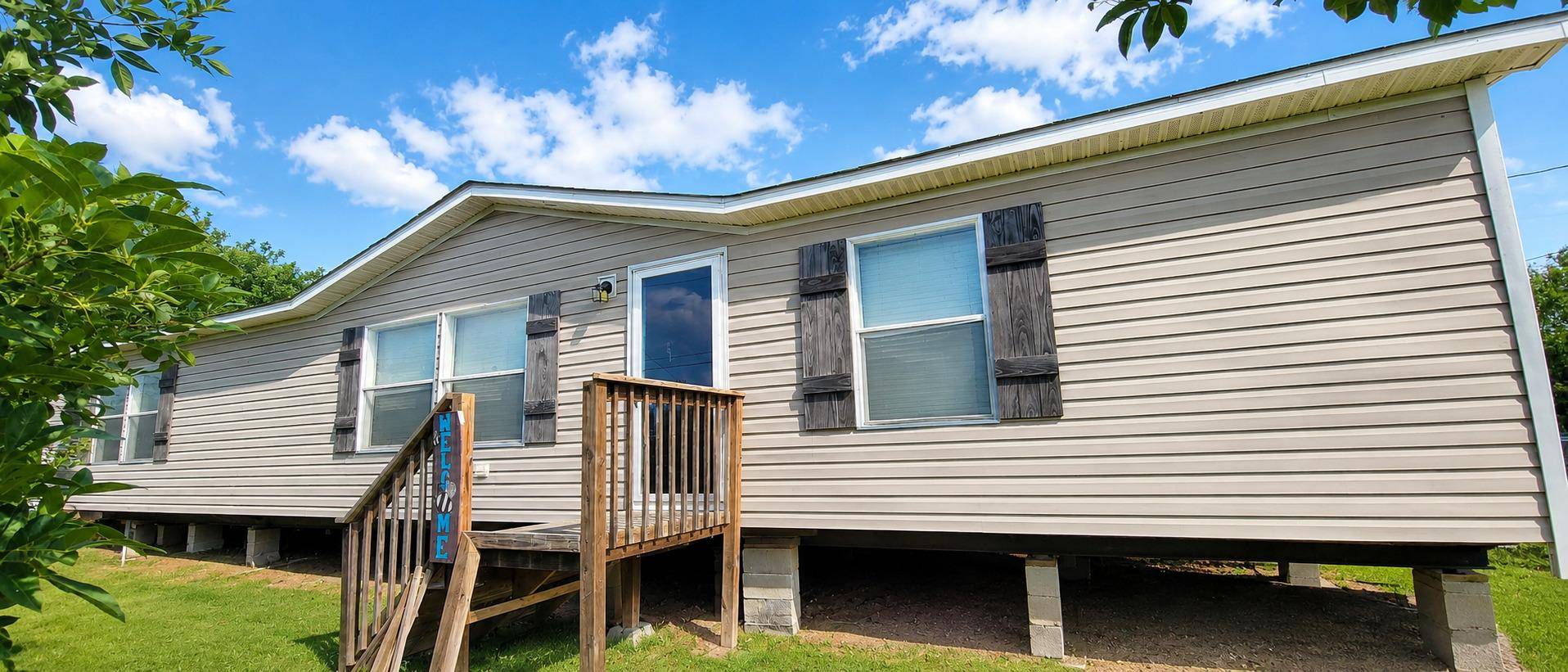 873 Avenue I, Poteet, TX 78065