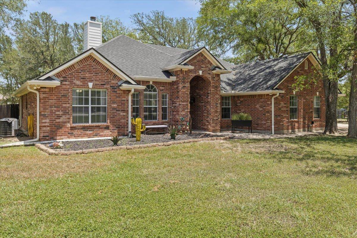 104 Spring Branch BR, Bastrop, TX 78602
