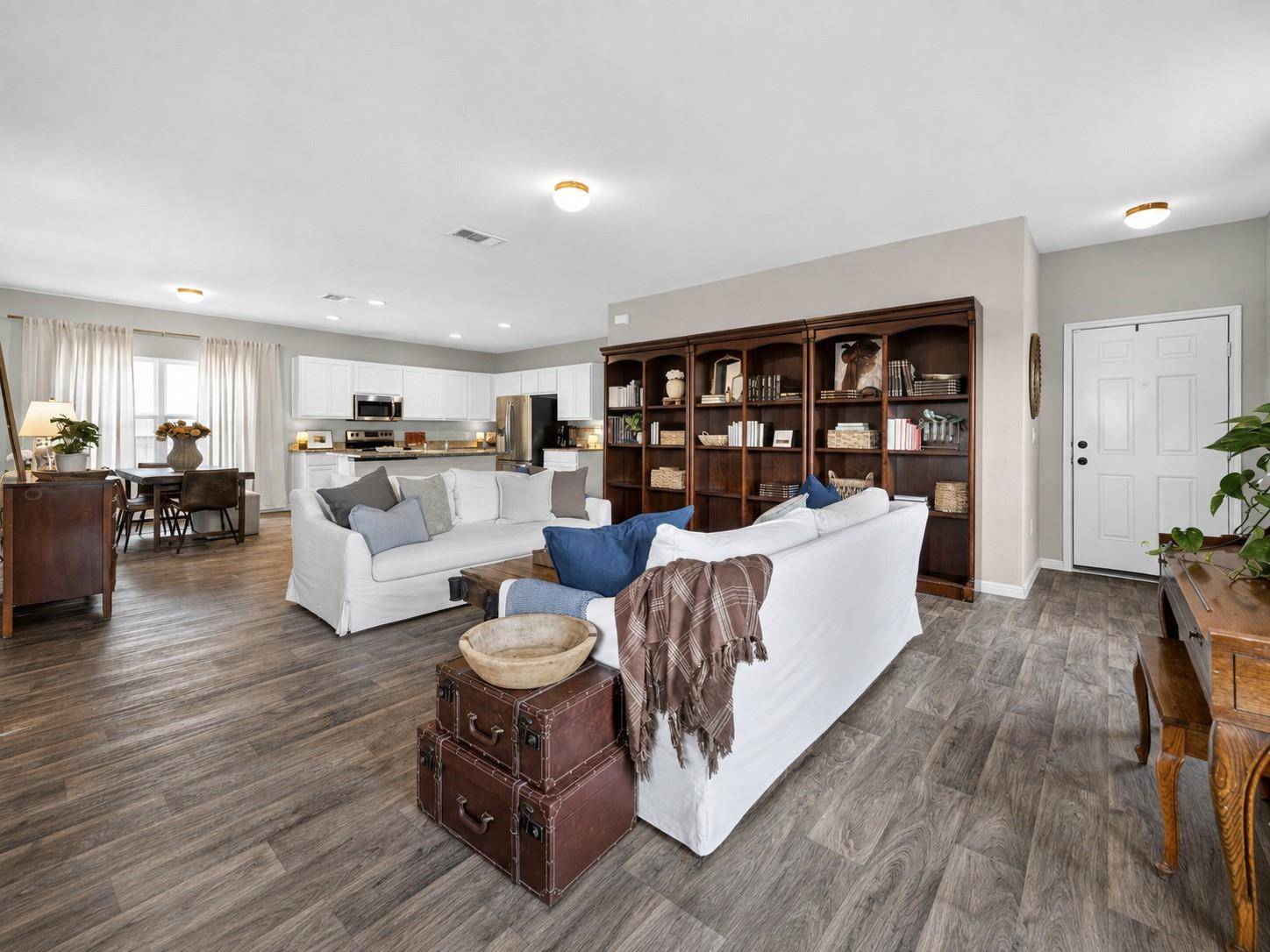 124 Democracy CT, Liberty Hill, TX 78642