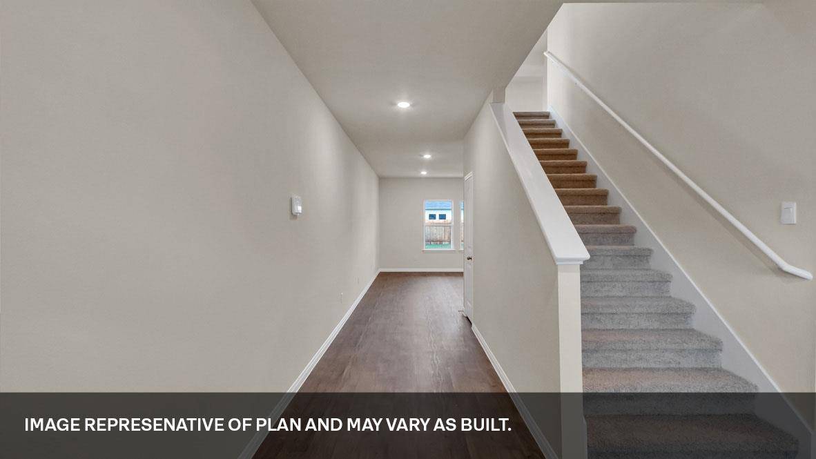 552 Gilmer LN, Buda, TX 78610