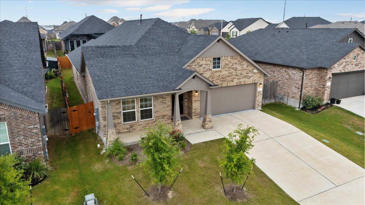 450 Durian LOOP, Buda, TX 78610