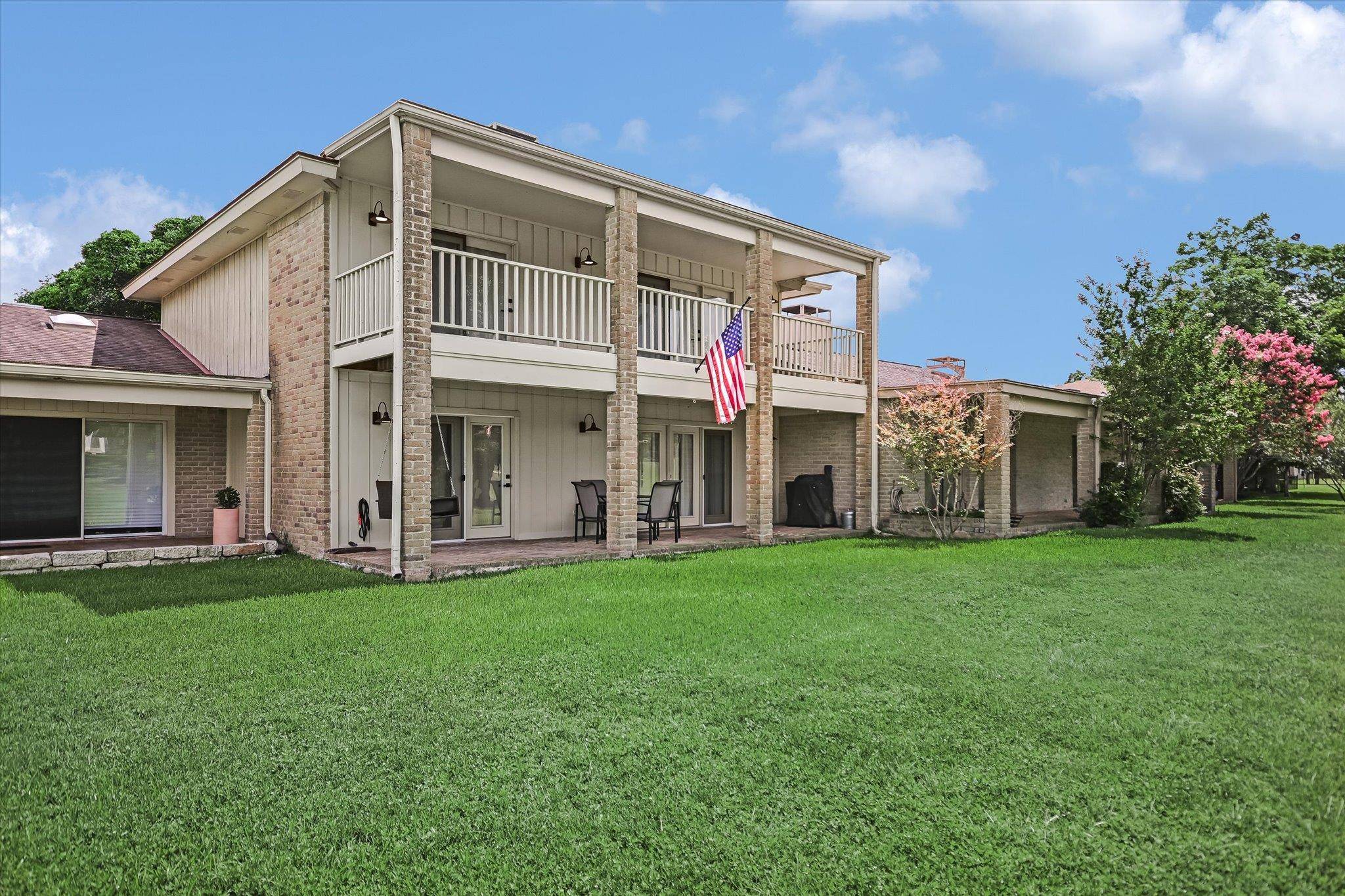 11125 Pinehurst DR #C, Austin, TX 78747