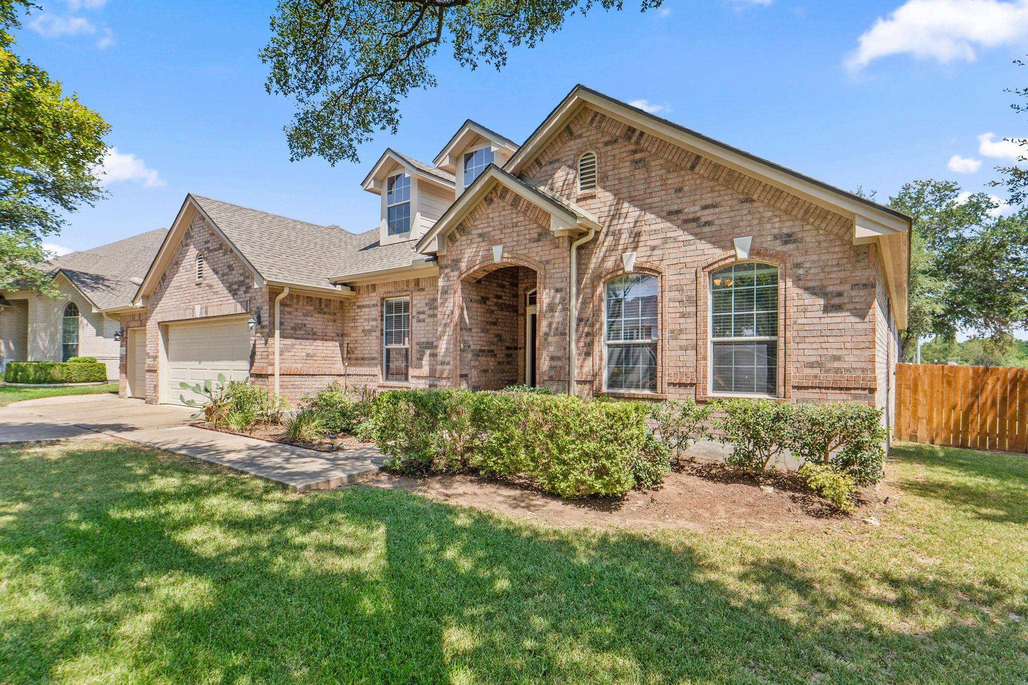 2909 Arbor CT, Round Rock, TX 78681