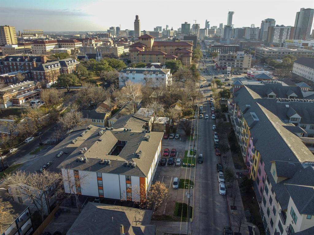 2803 Hemphill PARK #B-201, Austin, TX 78705