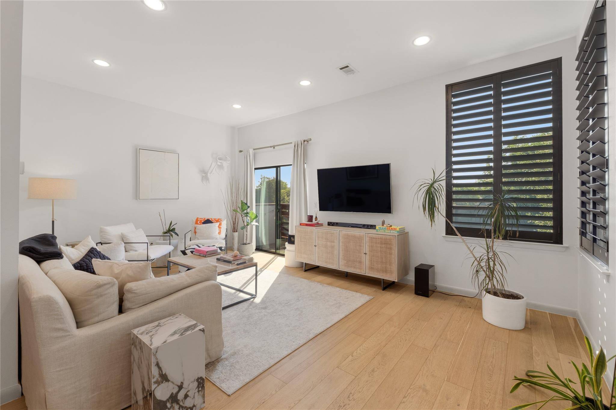 3412 Georgia Lee DR, Austin, TX 78704