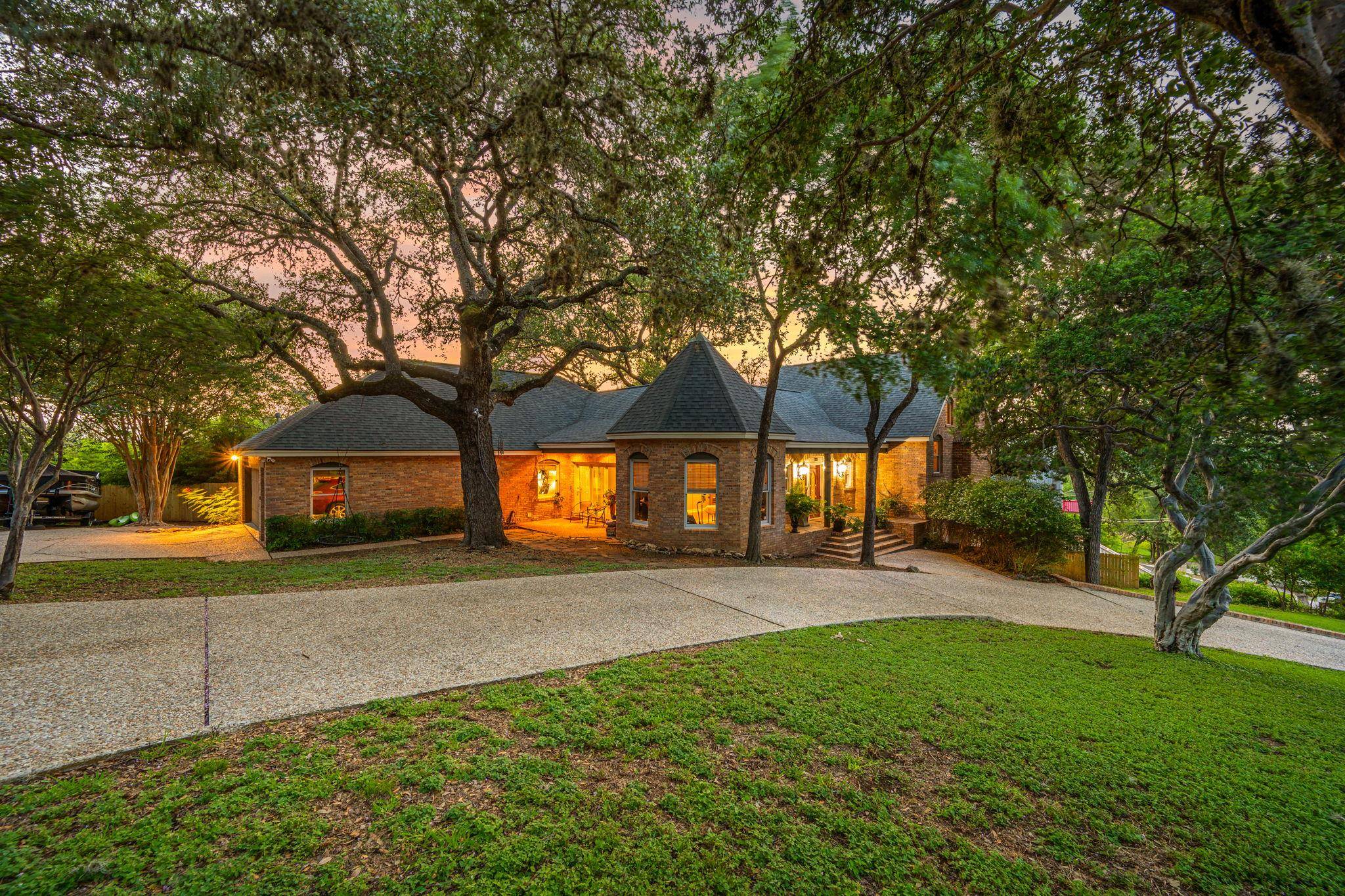 221 Camaro WAY, San Marcos, TX 78666