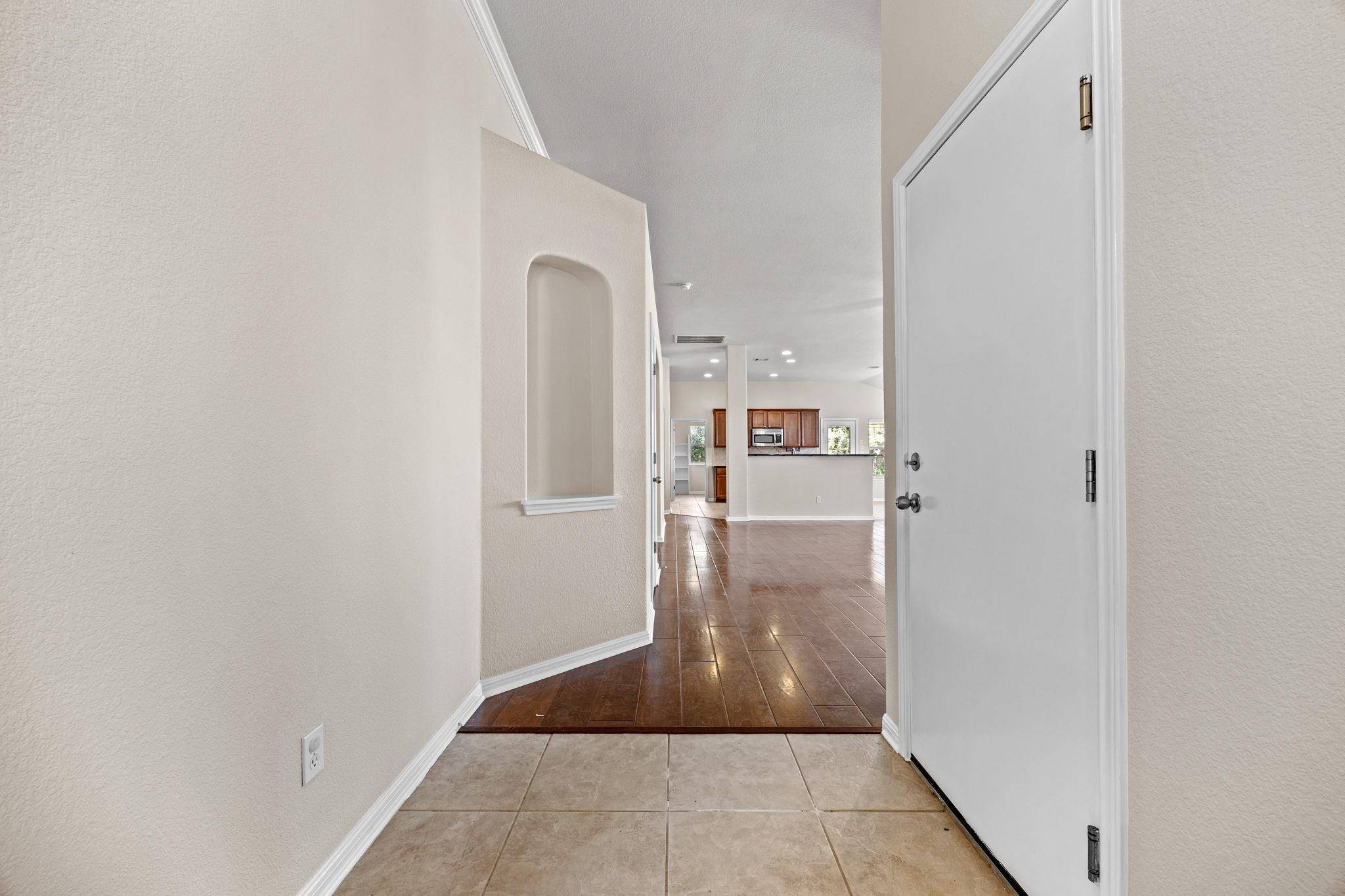 135 Justin Leonard DR, Round Rock, TX 78664