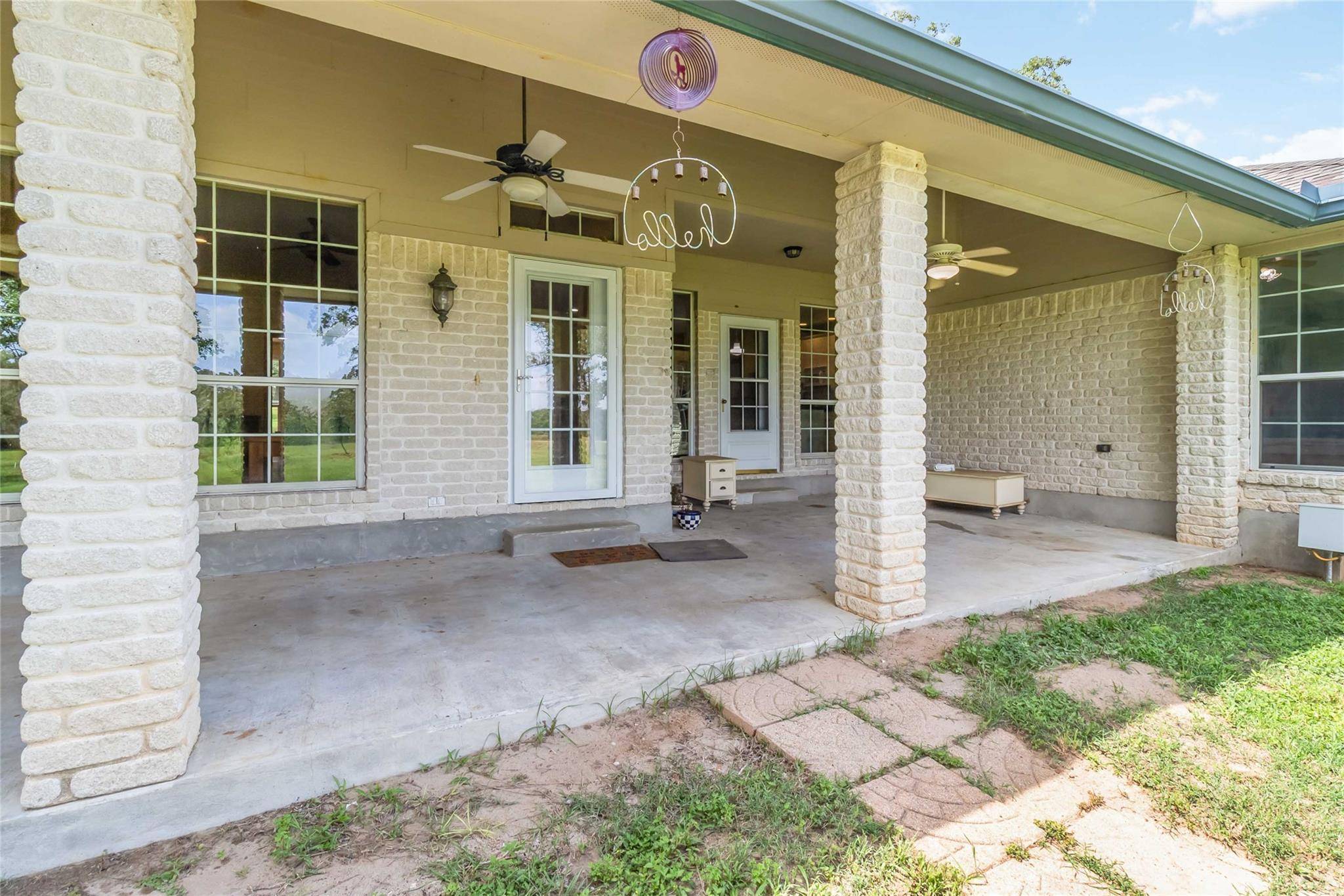 1208 Jeddo RD, Rosanky, TX 78953