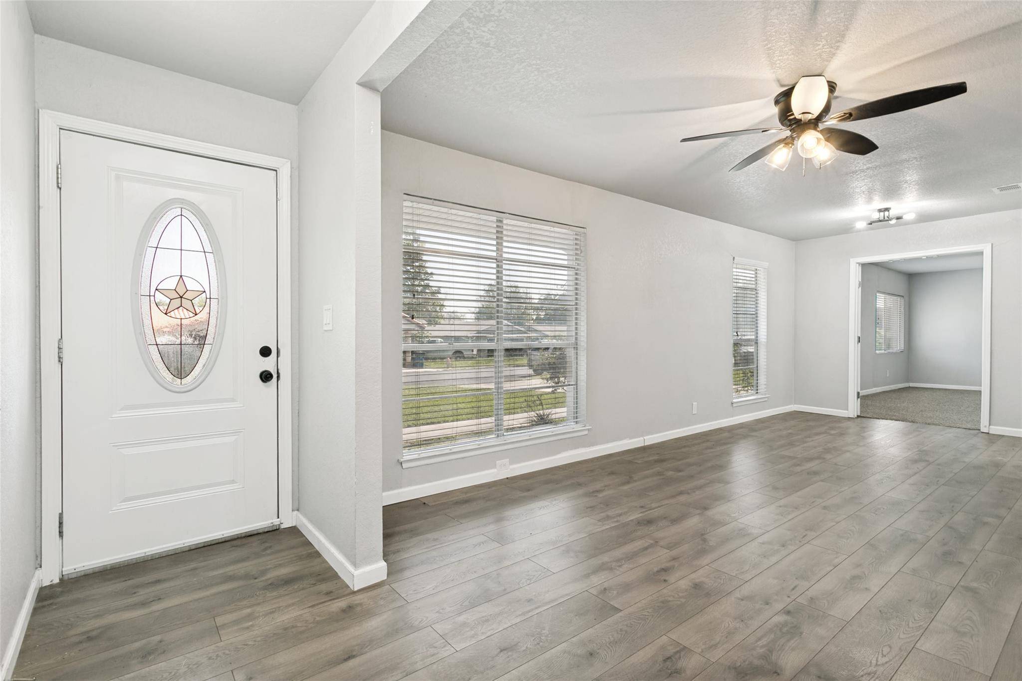 7247 Glen HL, San Antonio, TX 78239