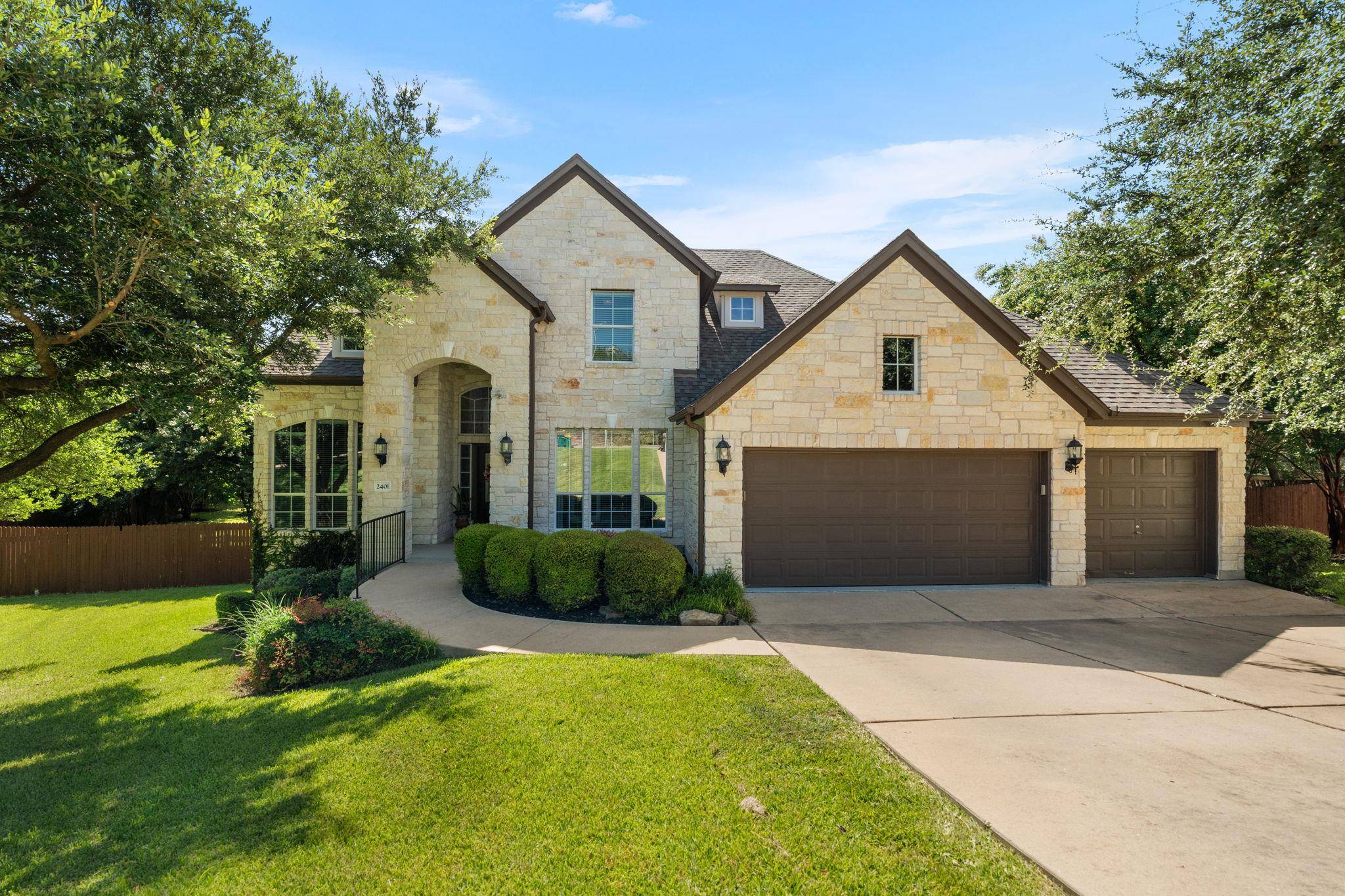 2401 Vestavia Ridge LN, Cedar Park, TX 78613