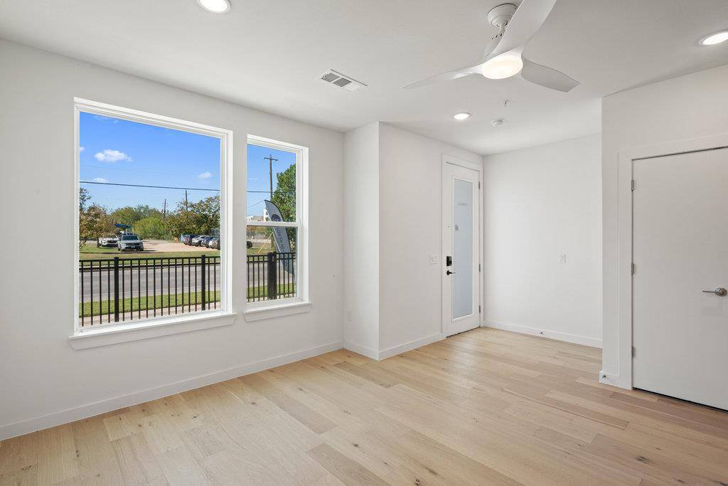 2113 E M Franklin Ave #88, Austin, TX 78723