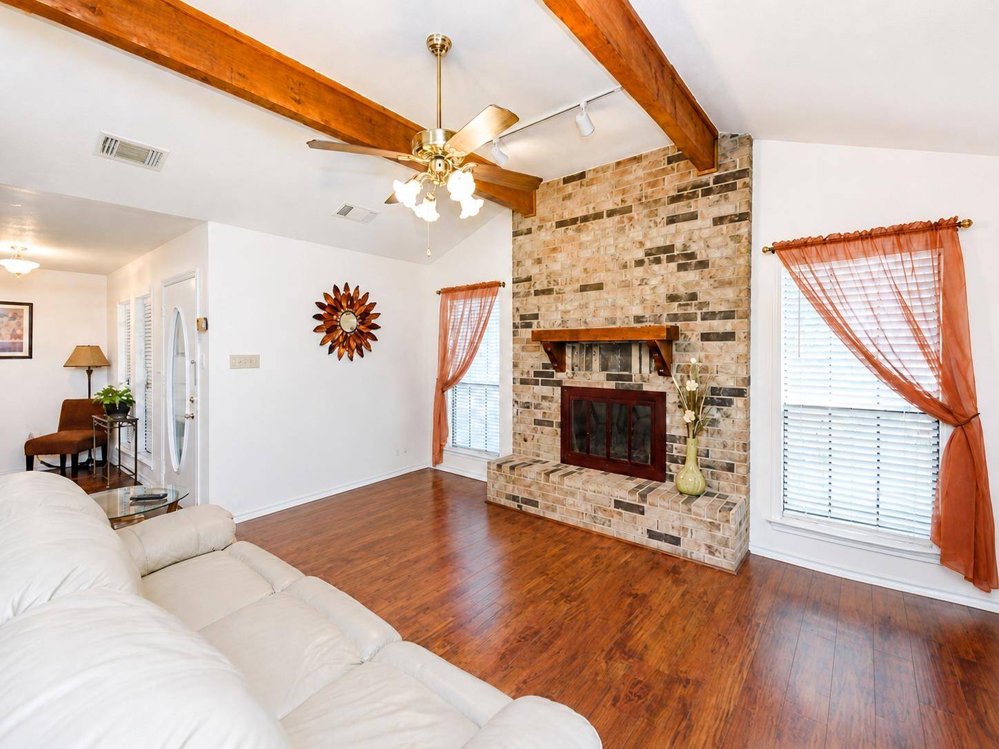 2217 Parkside DR, Denton, TX 76201
