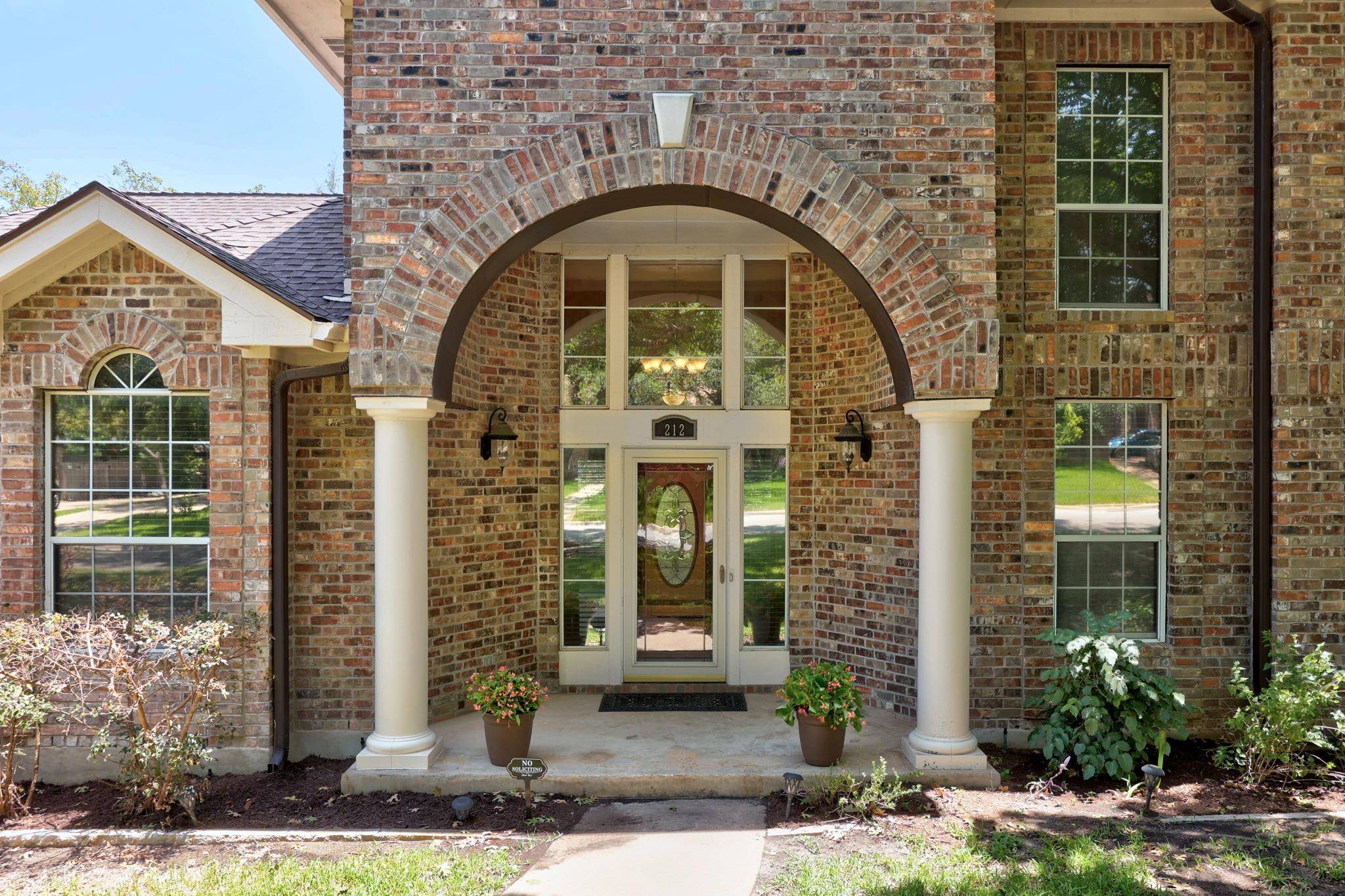212 S Ridge Cir CIR, Georgetown, TX 78628