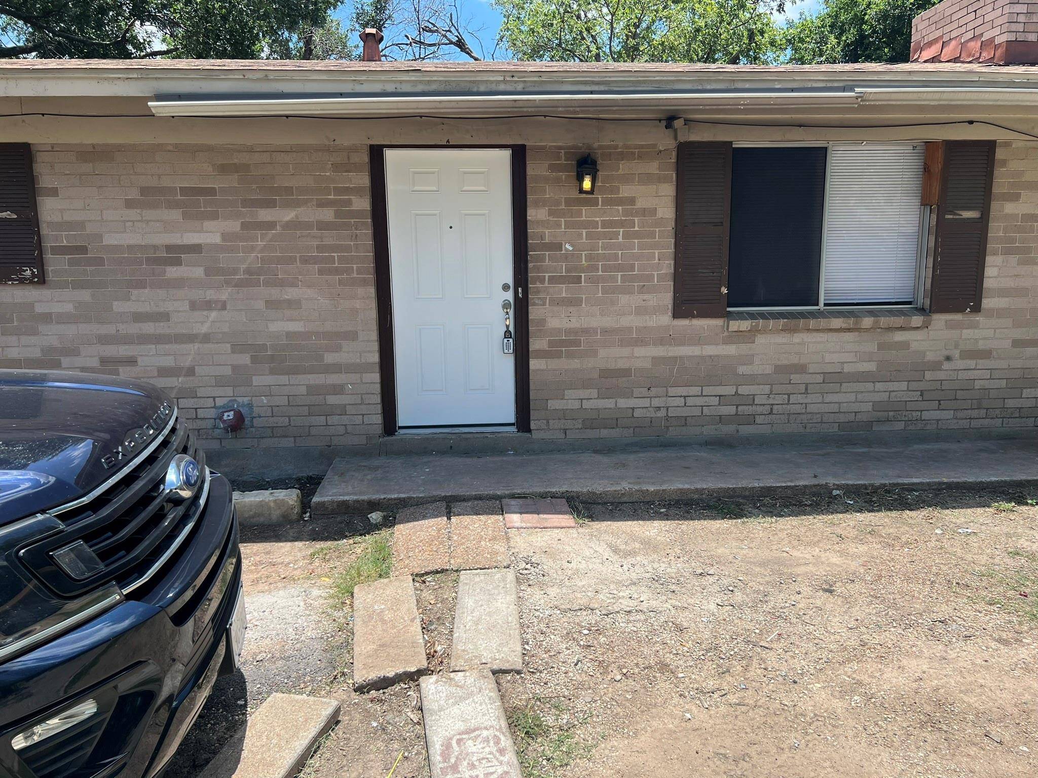 8902 Little Walnut PKWY #A, Austin, TX 78758