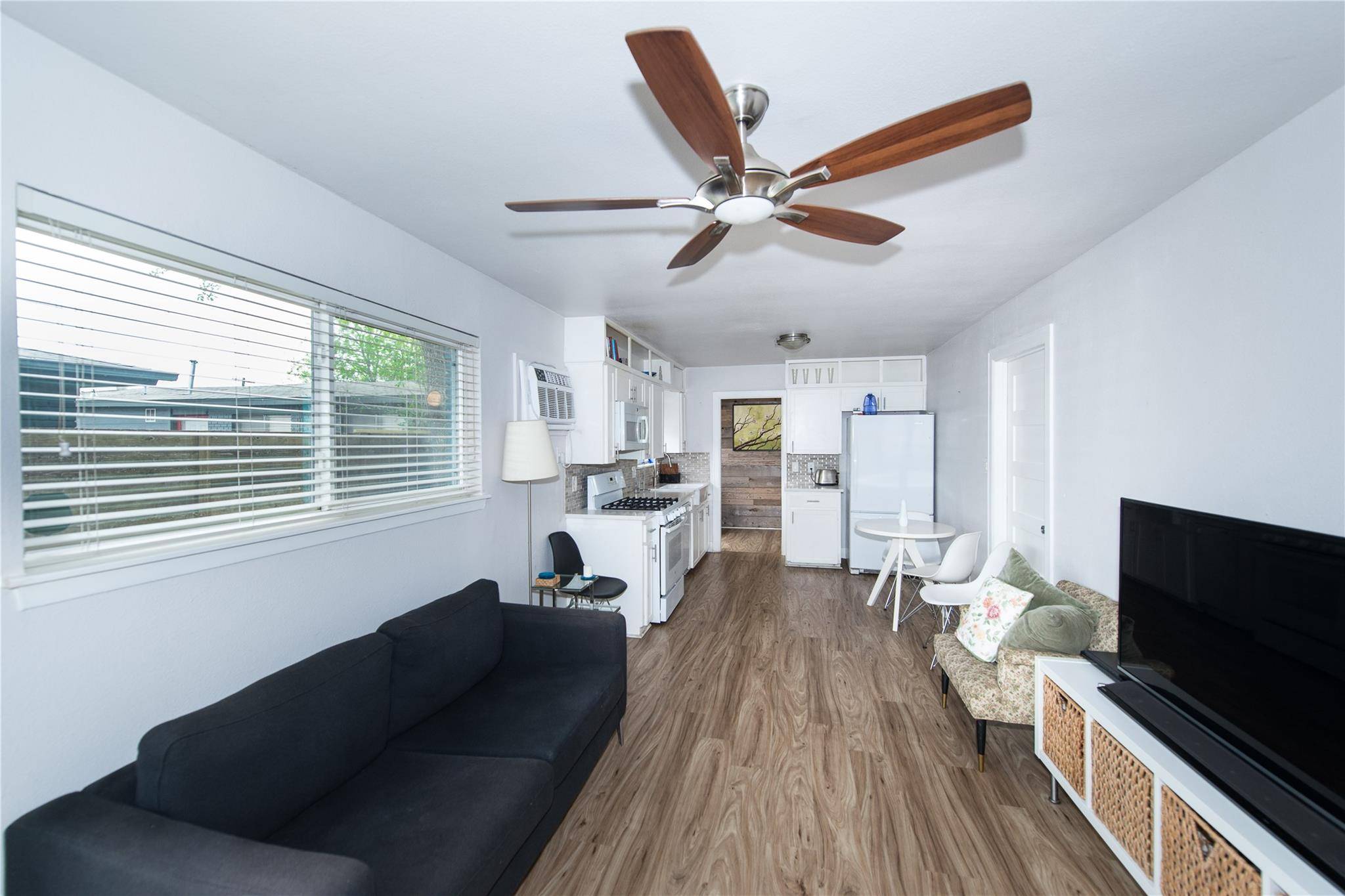 1715 Taylor Gaines ST #A, Austin, TX 78741