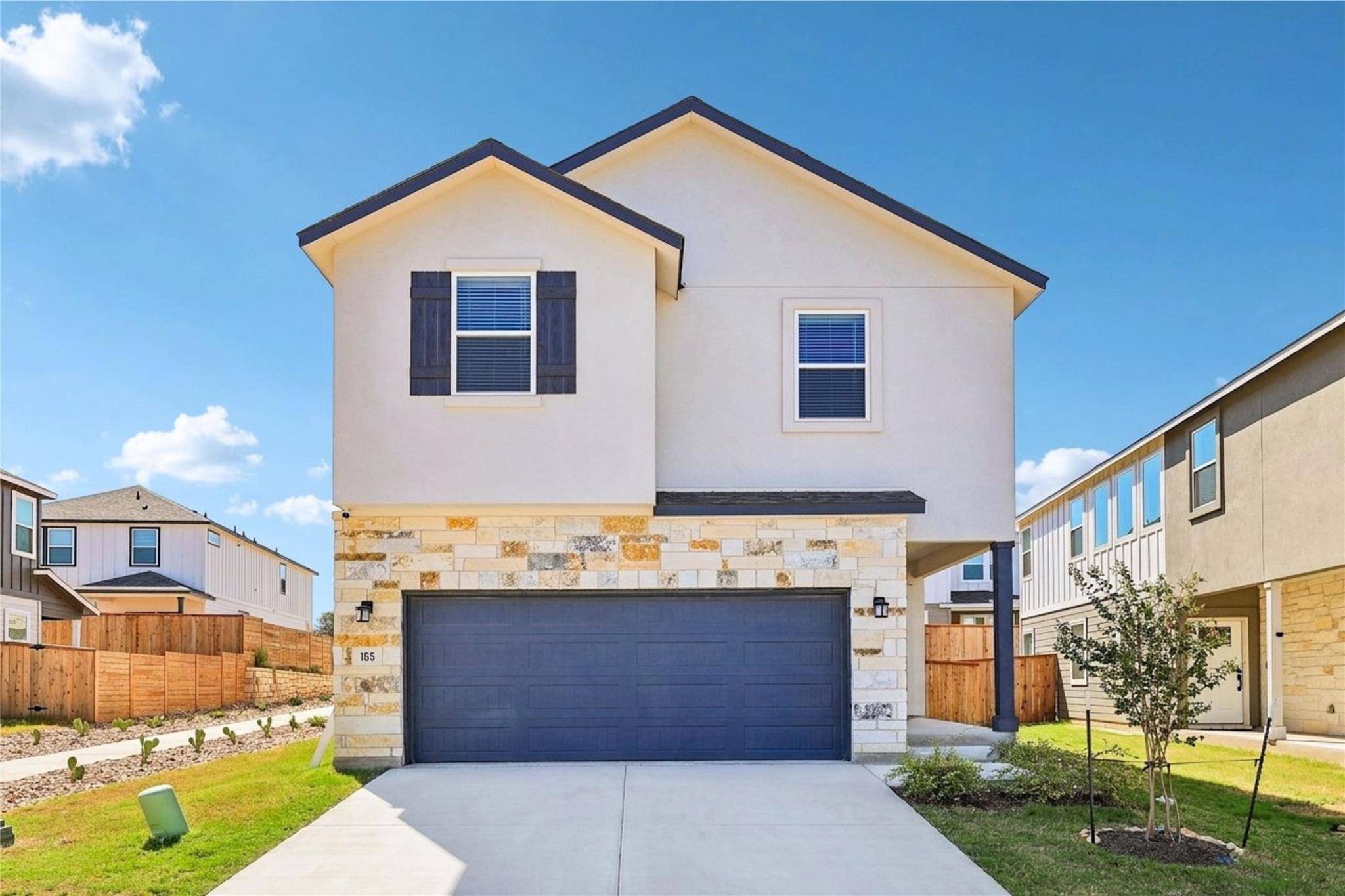 155 Sycamore Pines LN, Kyle, TX 78640