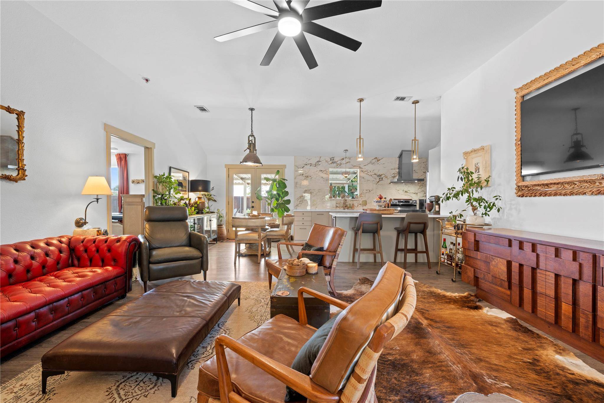 120 Amber LN, Jarrell, TX 76537