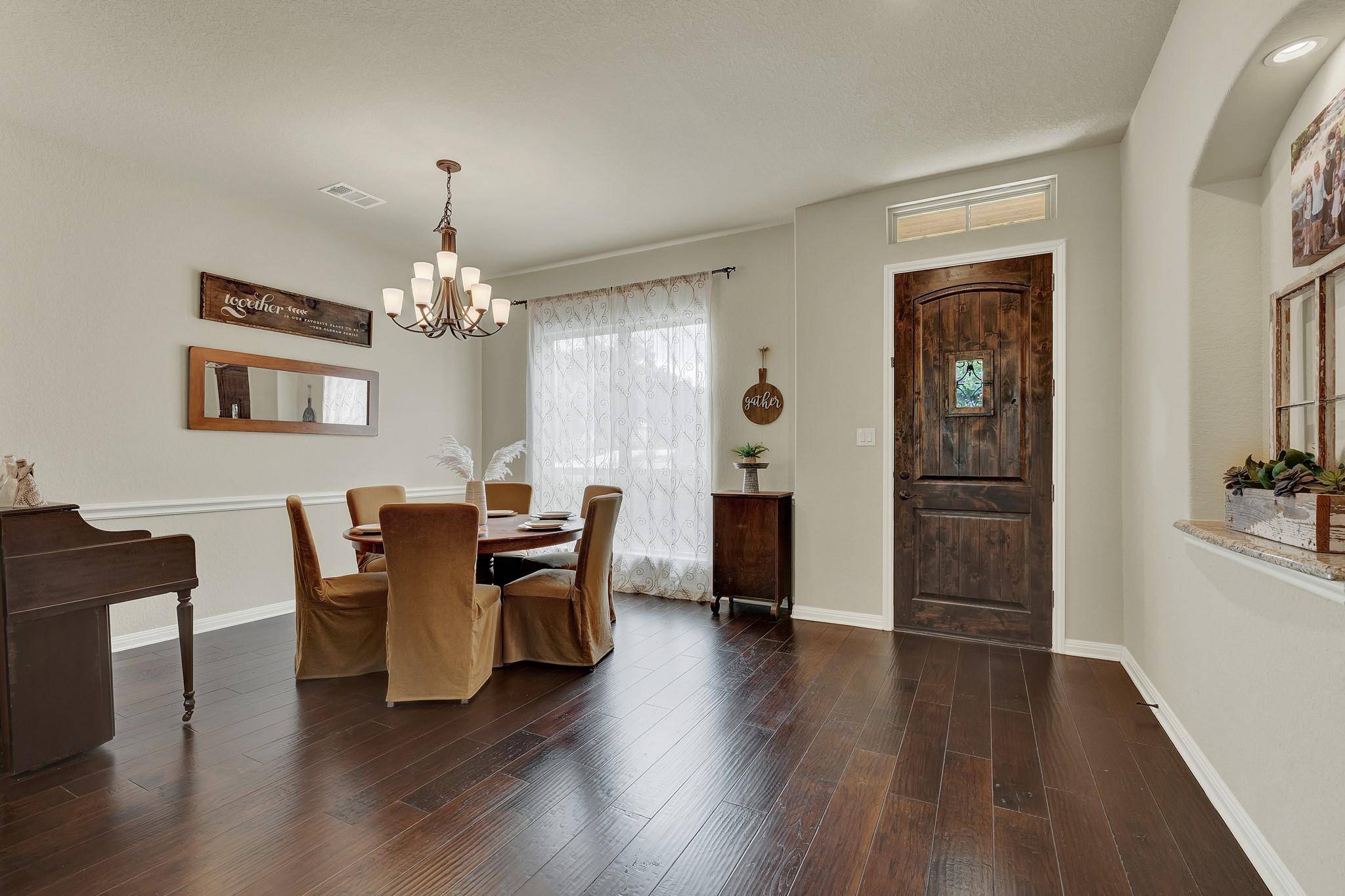 1937 HUNTERS CV, New Braunfels, TX 78132