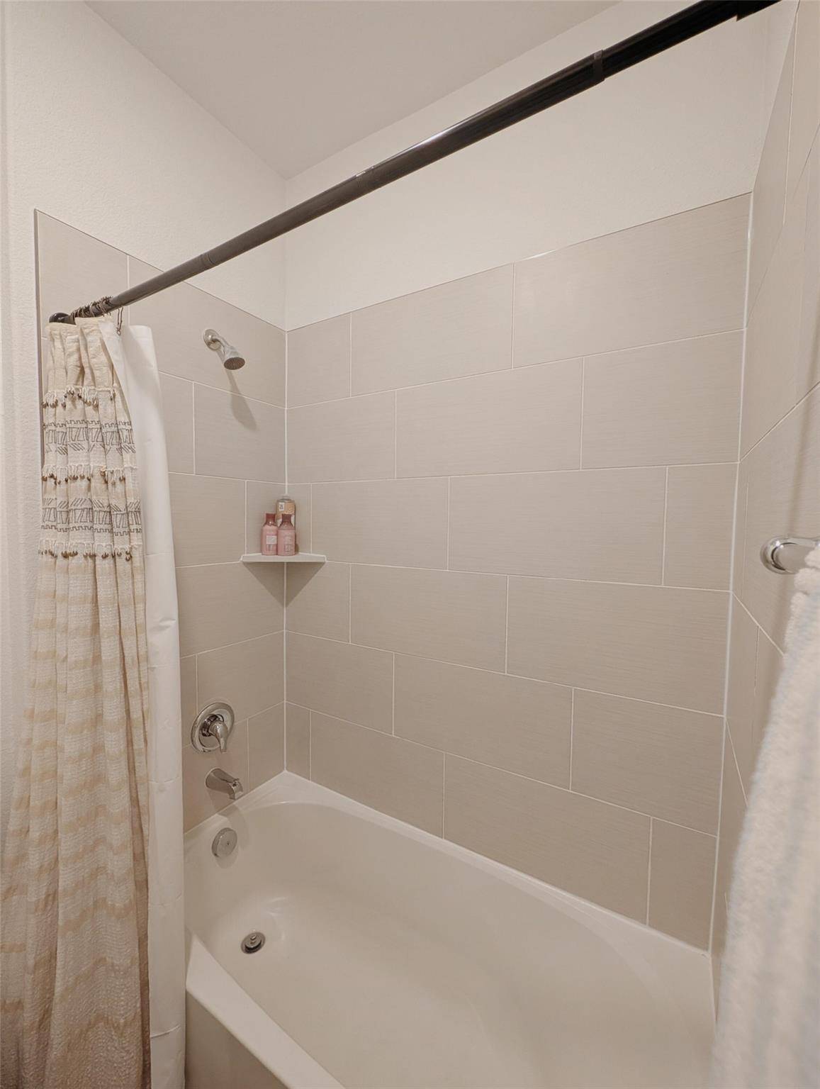 306 Buffalo View LN, Georgetown, TX 78628