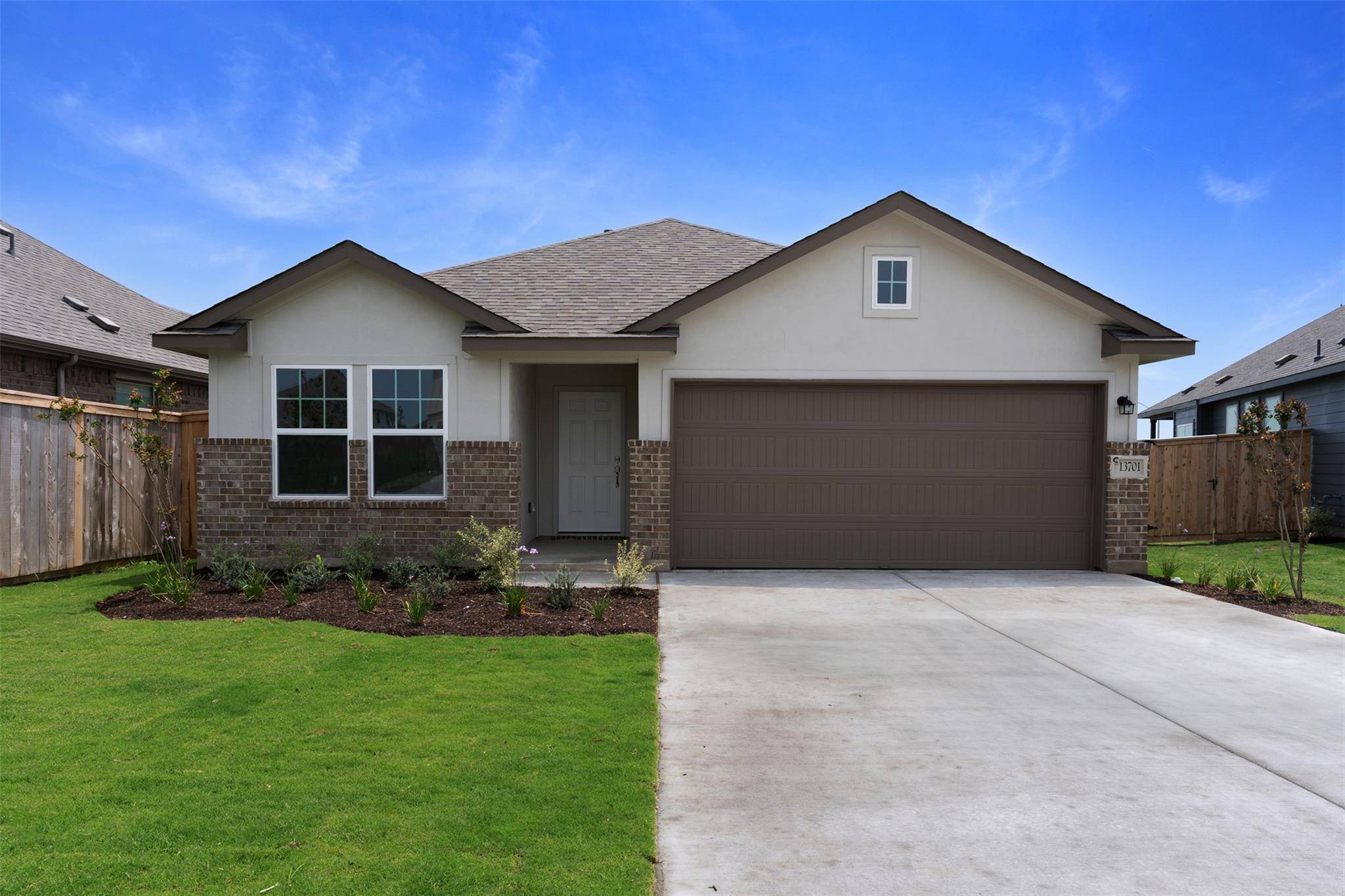 13804 Ryan Range LN, Elgin, TX 78621