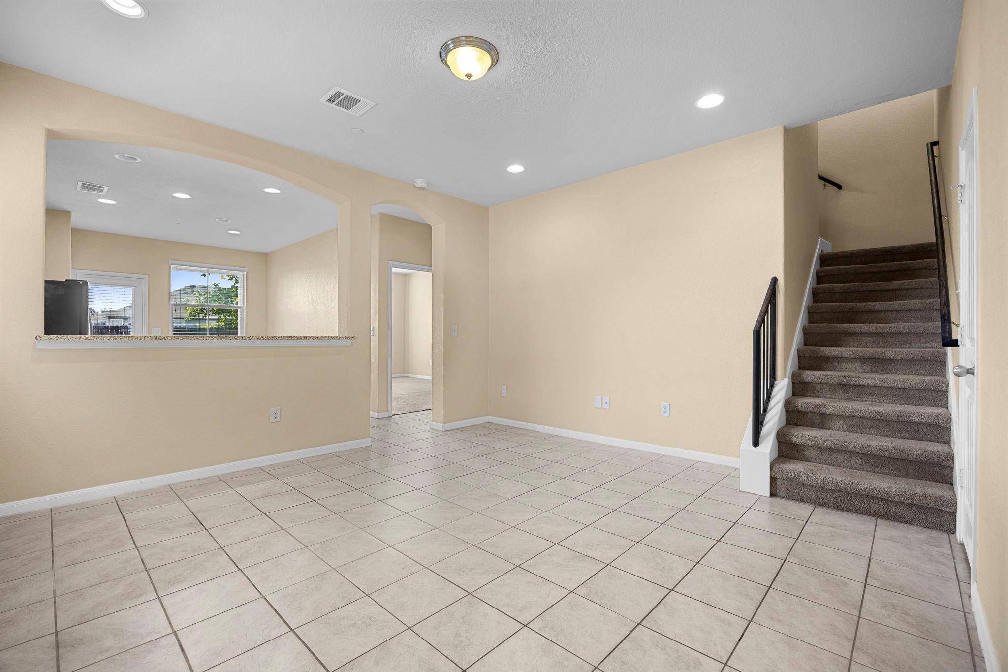 2880 Donnell DR #101, Round Rock, TX 78664