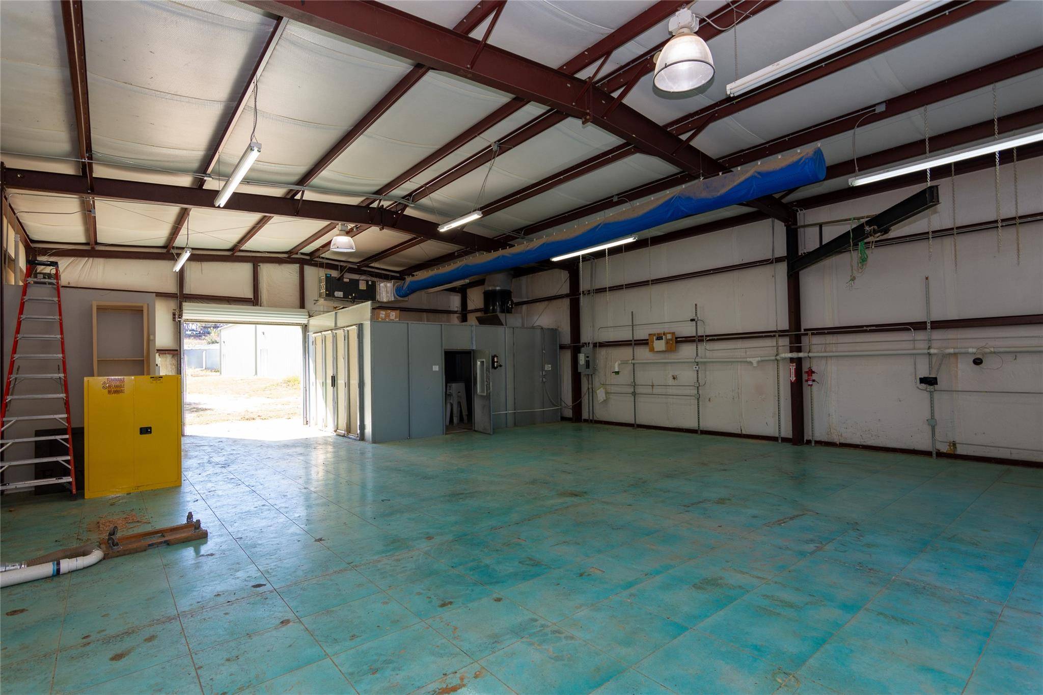 7748 E Us Highway 290 #1, Johnson City, TX 78636