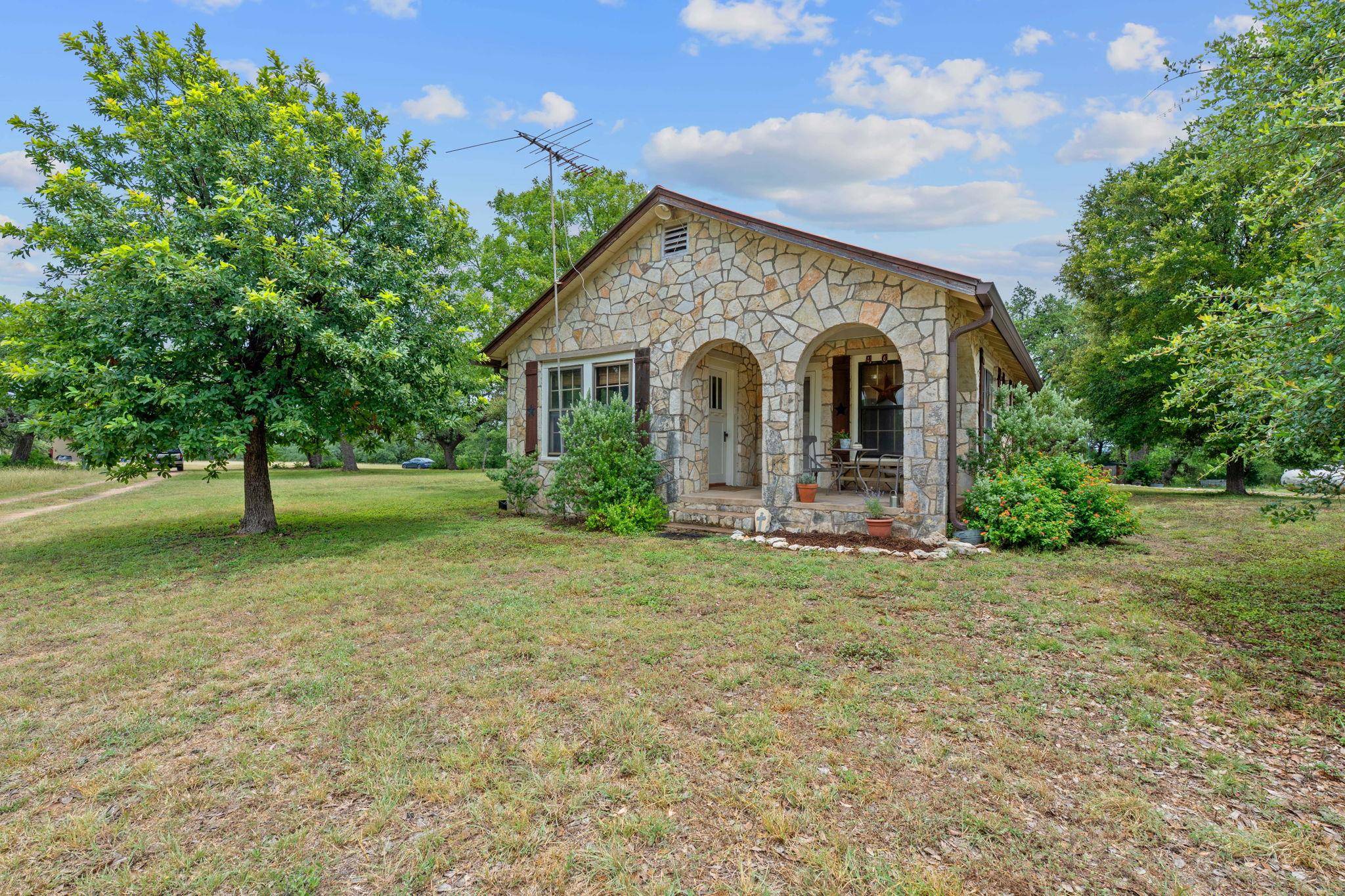 3468 Elder Hill RD, Dripping Springs, TX 78619