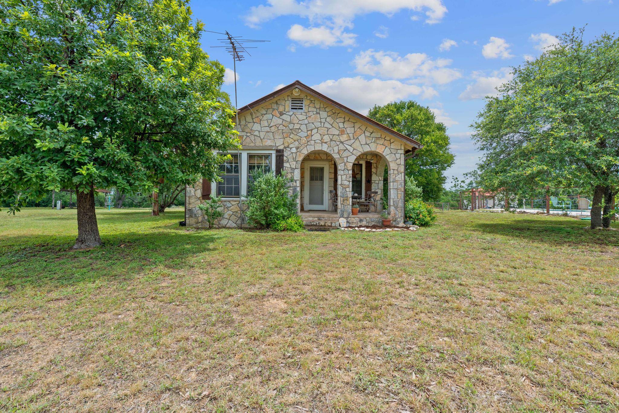 3468 Elder Hill RD, Dripping Springs, TX 78619