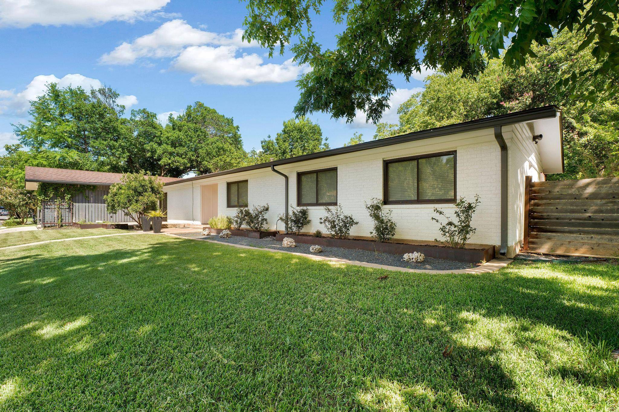 1601 E 19th ST, Georgetown, TX 78626