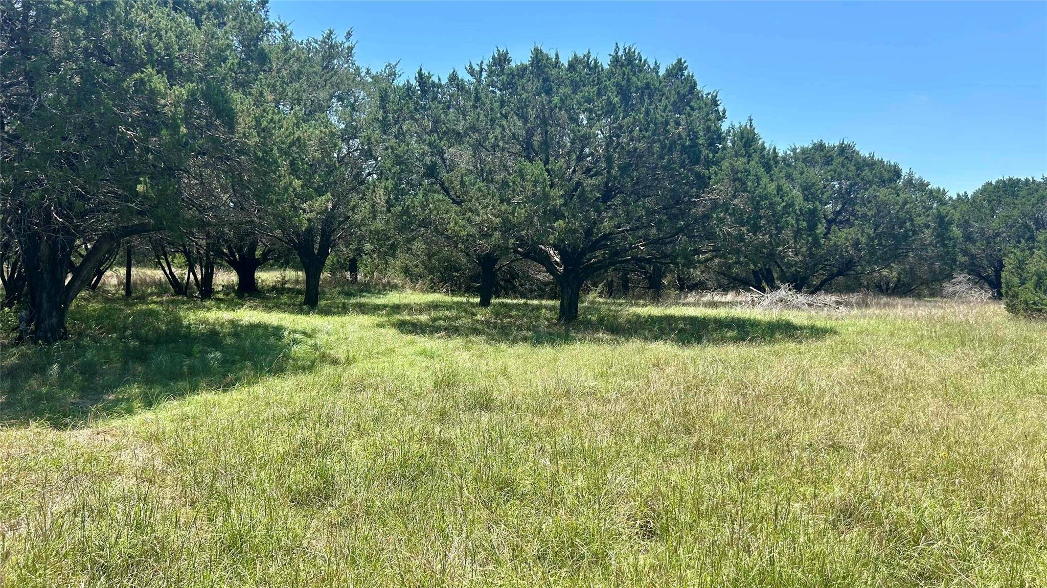 4 County Road 340, Mcgregor, TX 76657