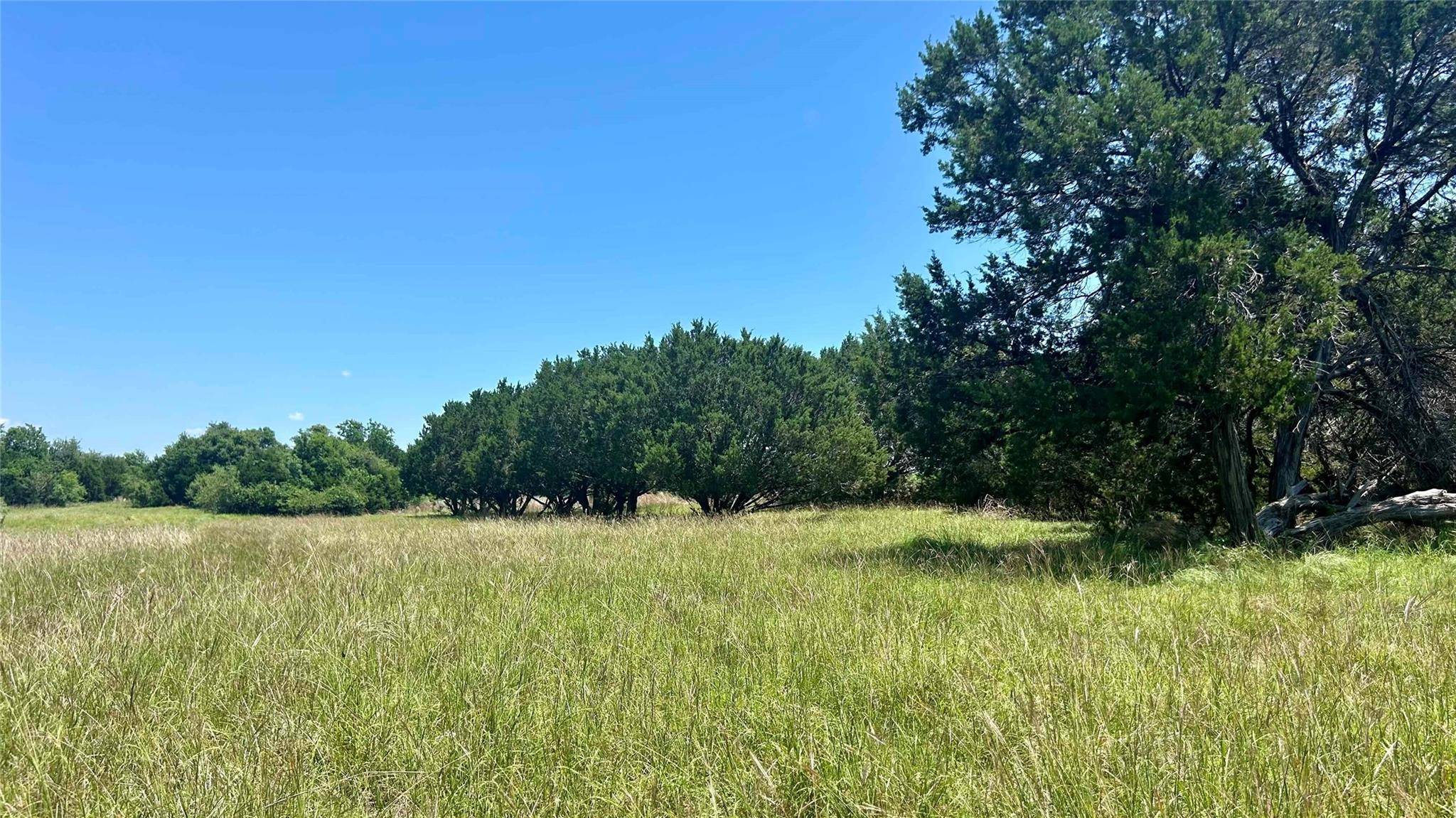 4 County Road 340, Mcgregor, TX 76657