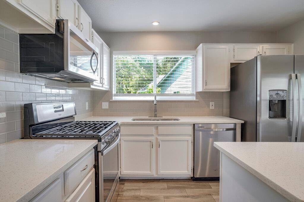 6306 Weeks CV, Austin, TX 78727